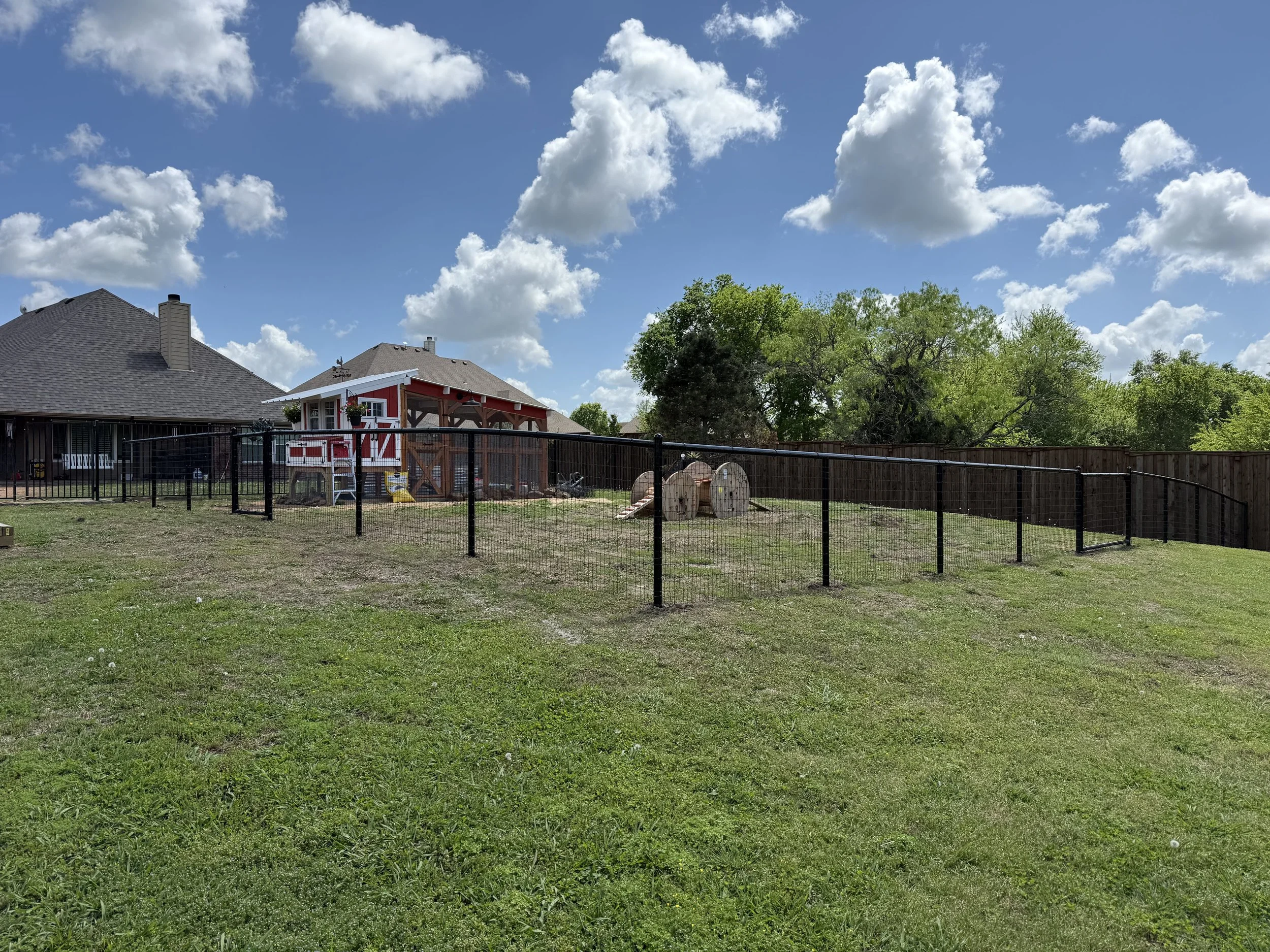 black pipe fence with no climb wire