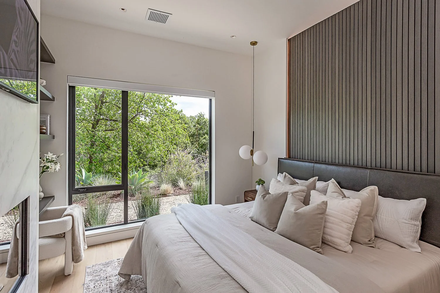 Primary Bedroom 1 (2).jpg