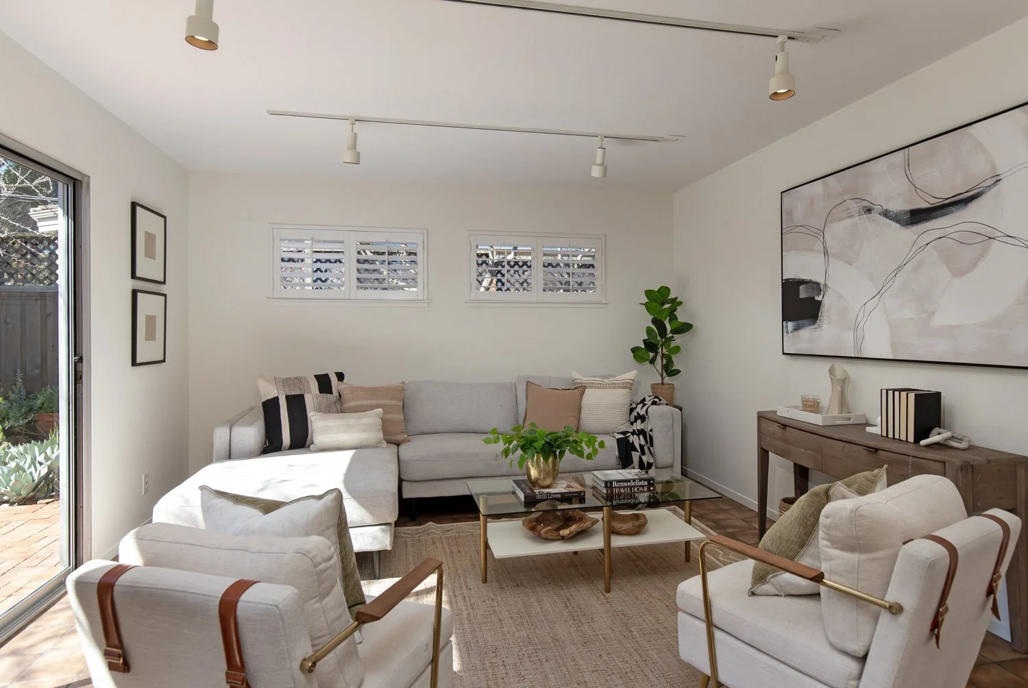 Staging by The Kin Home //
Photography by Scott Dubose