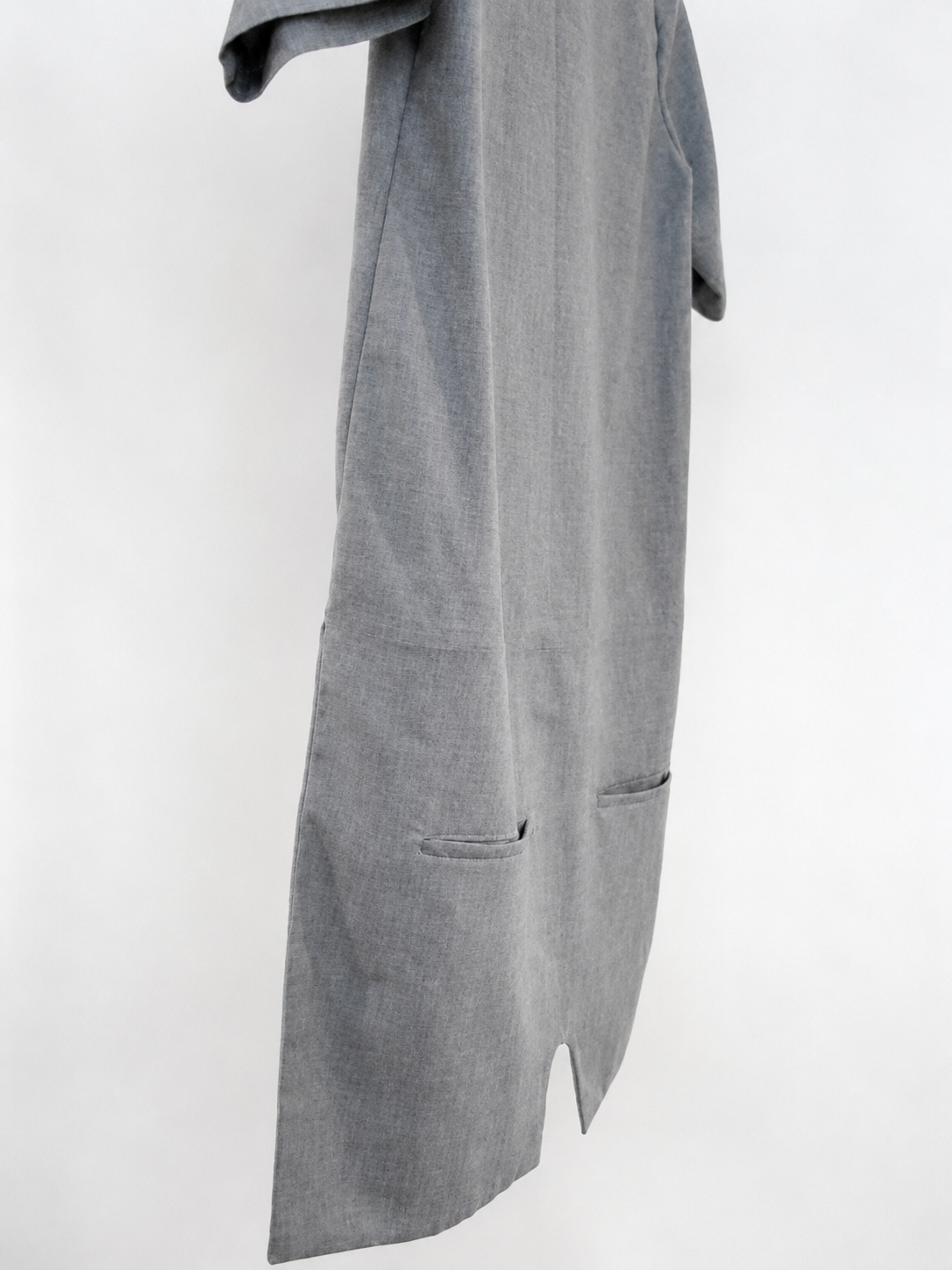 pantshirt_backdetail.png