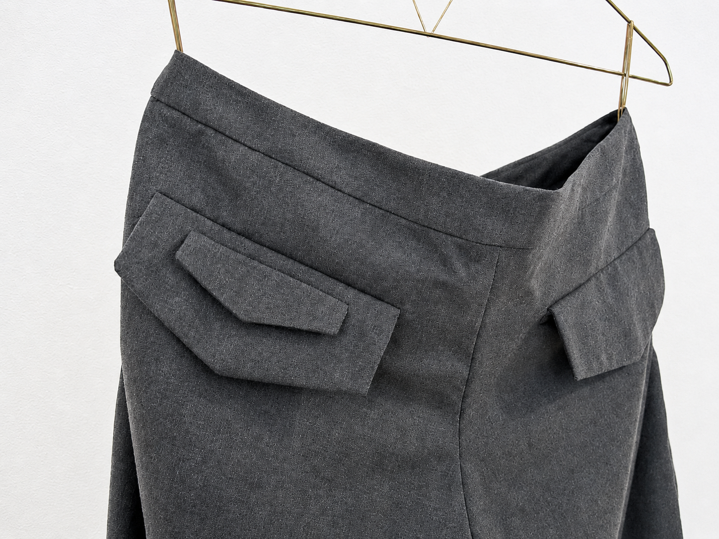 greytrouser.png
