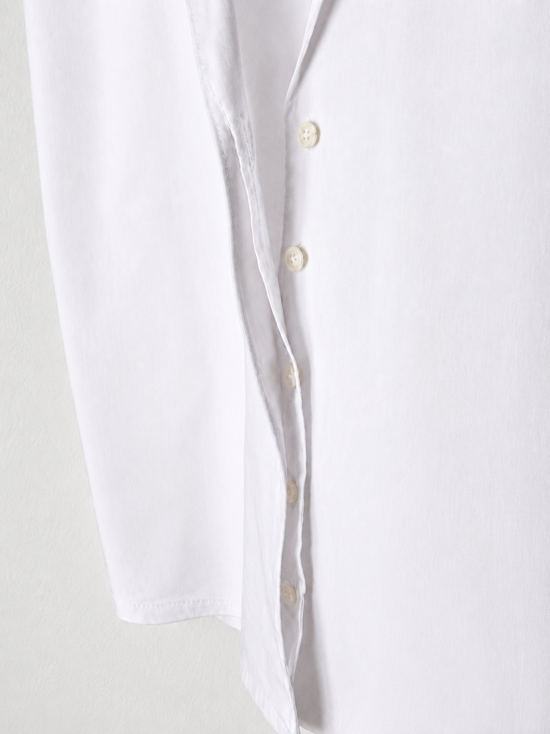 Papershirt_detail.png