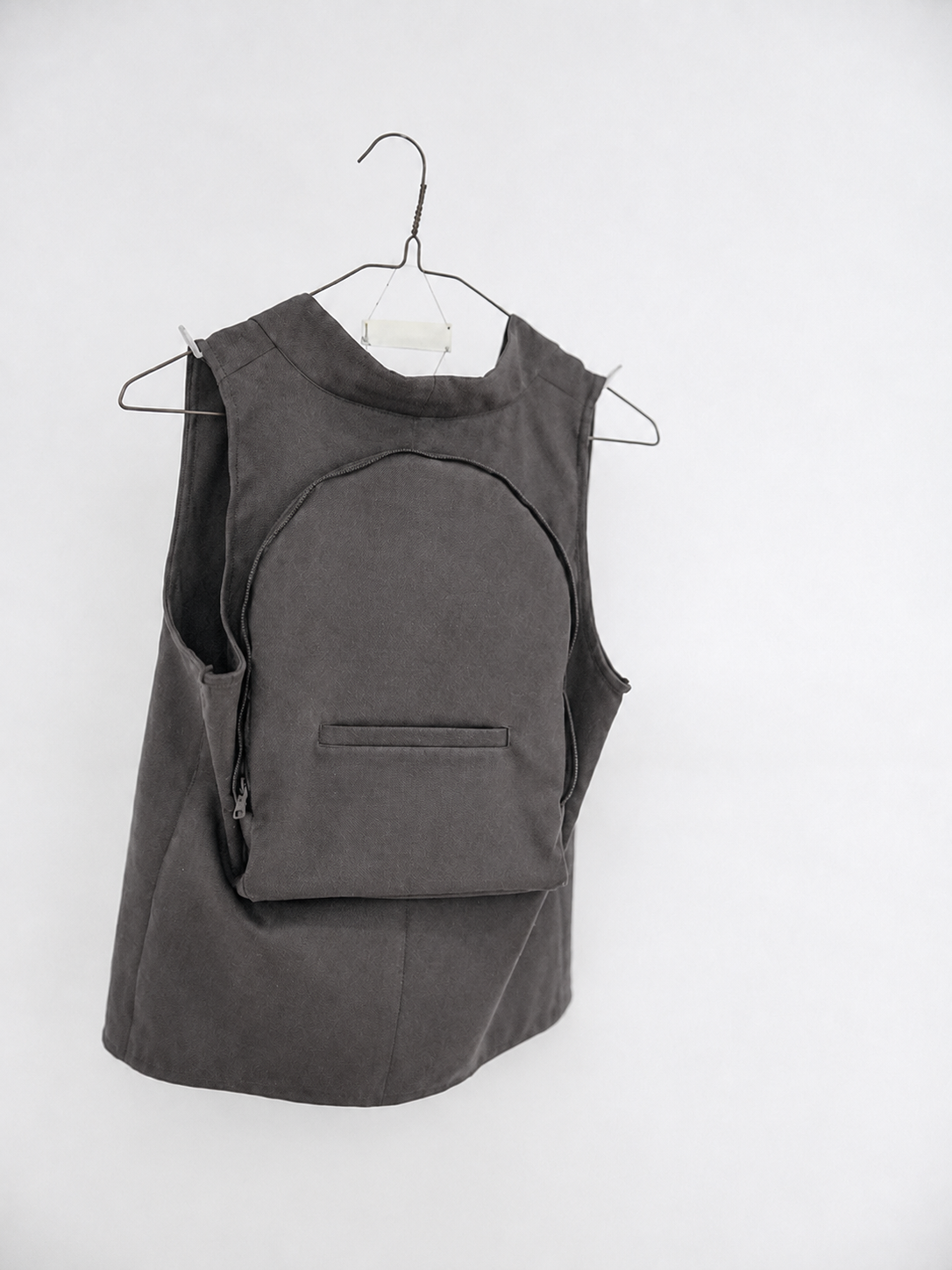 bookvest_back.png
