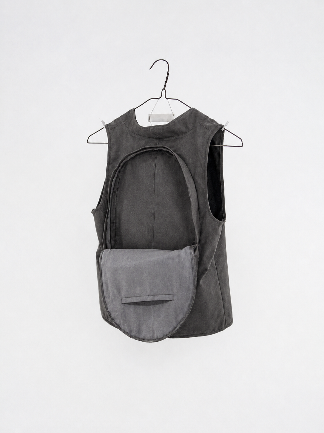bookvest_flapdown.png