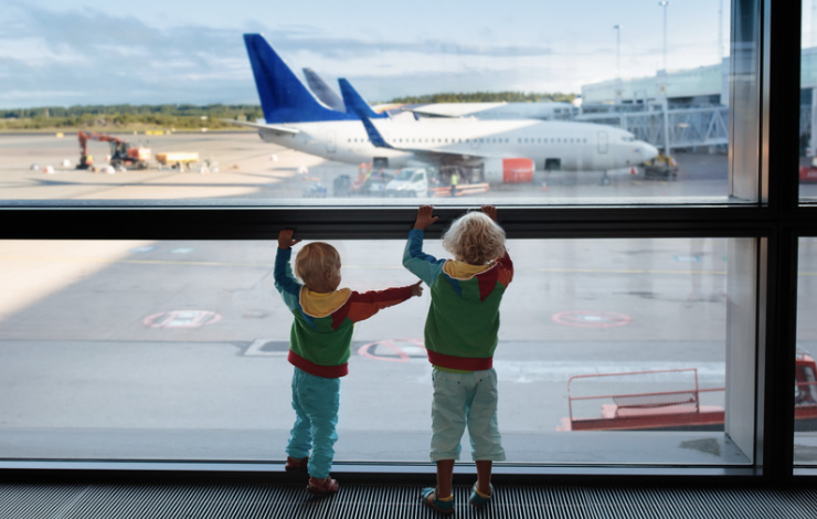 traveling-with-toddlers-kids-travel-hack