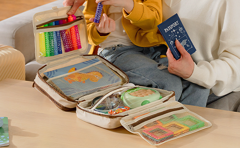 mothercould-travel-organizer-kids-hanging-packing-toys-activities