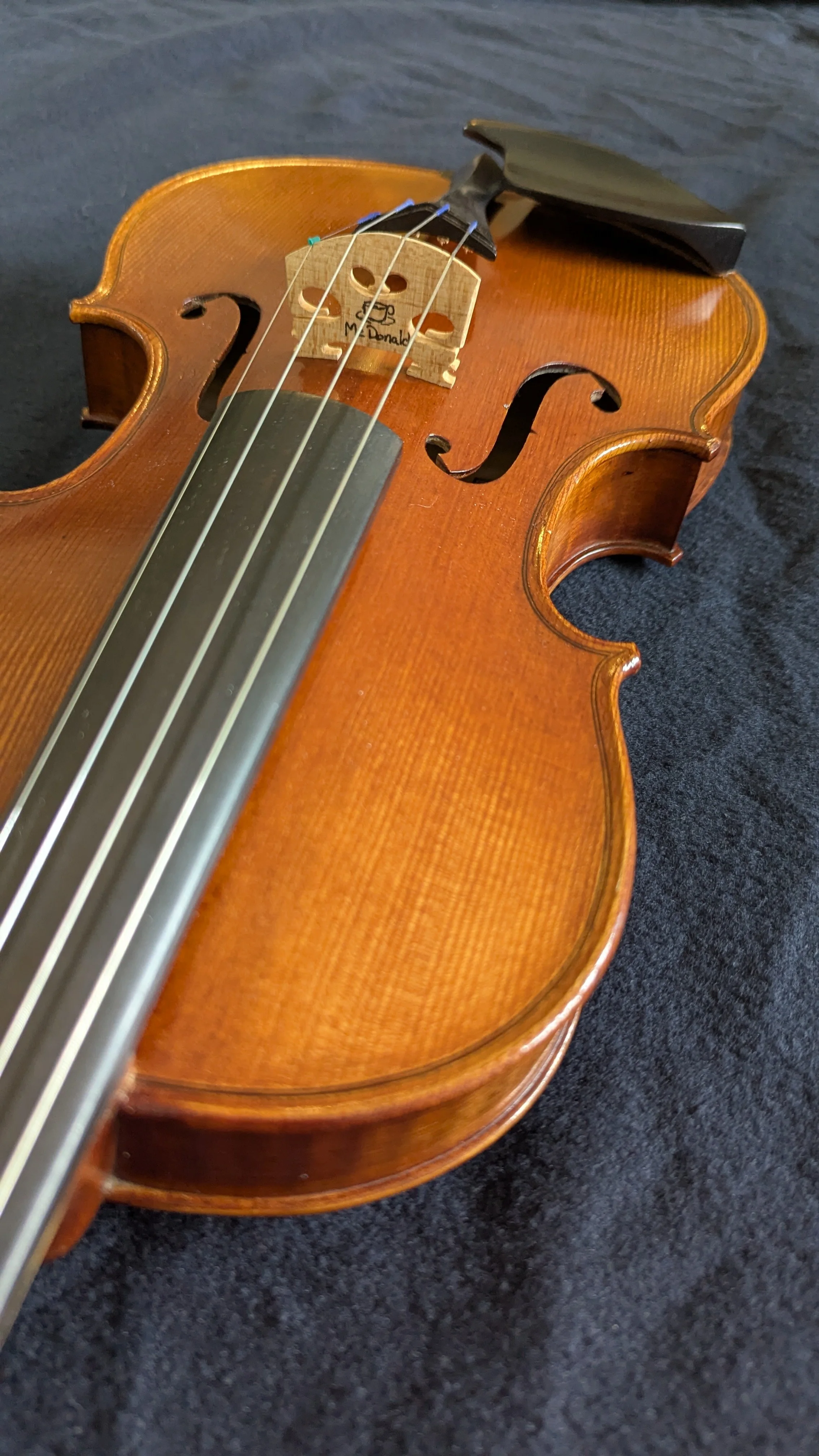 Carlo Robelli CR7044 Full-Size Violin – Professionally Inspected & Set Up