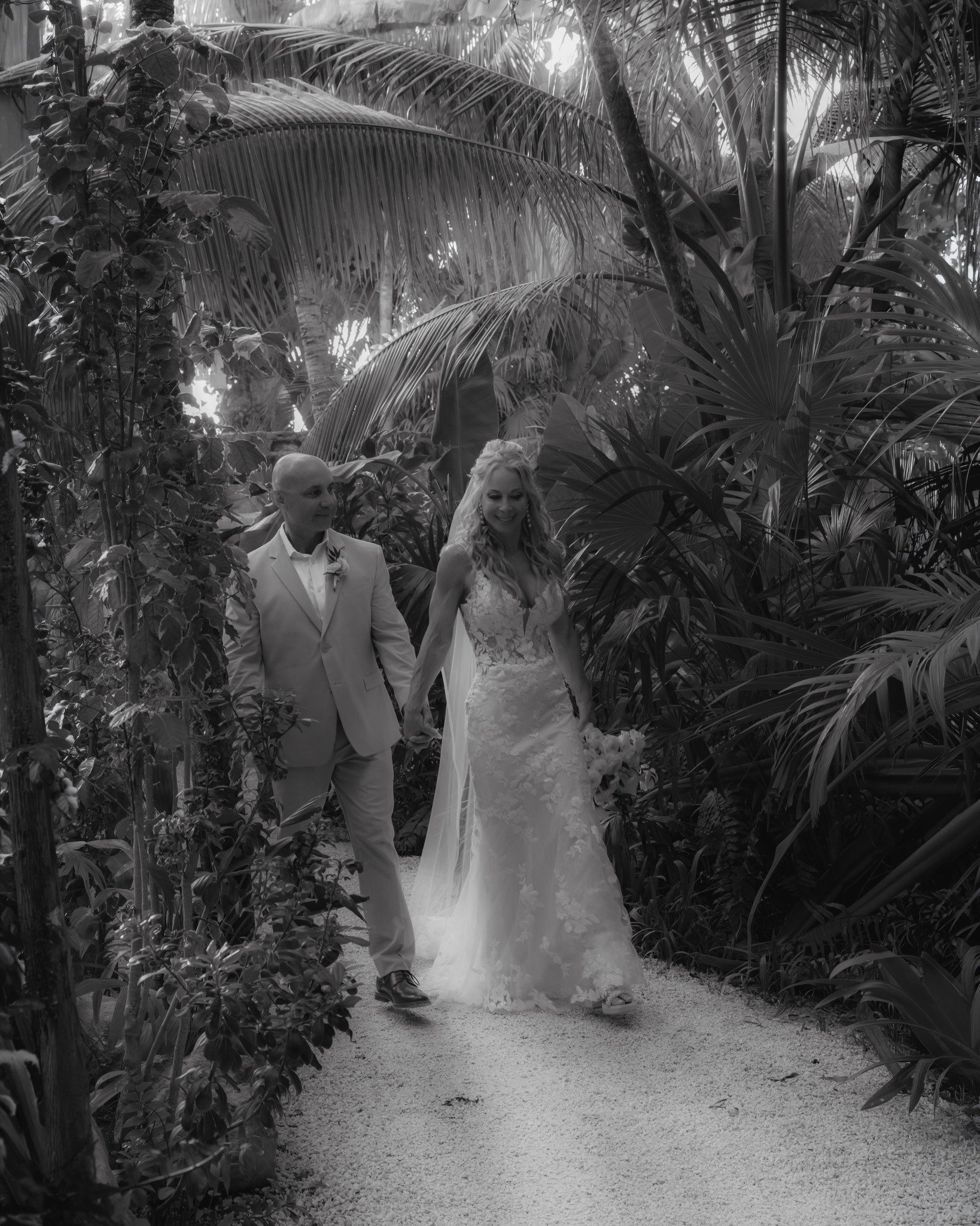 Gratitude is the memory of the heart. ✨
Their energy is a reminder of why we love capturing stories like theirs.
Rebecca &amp; Rudy, thank you for trusting us with your forever memories. We are so grateful to have been part of this happiness.
Which o