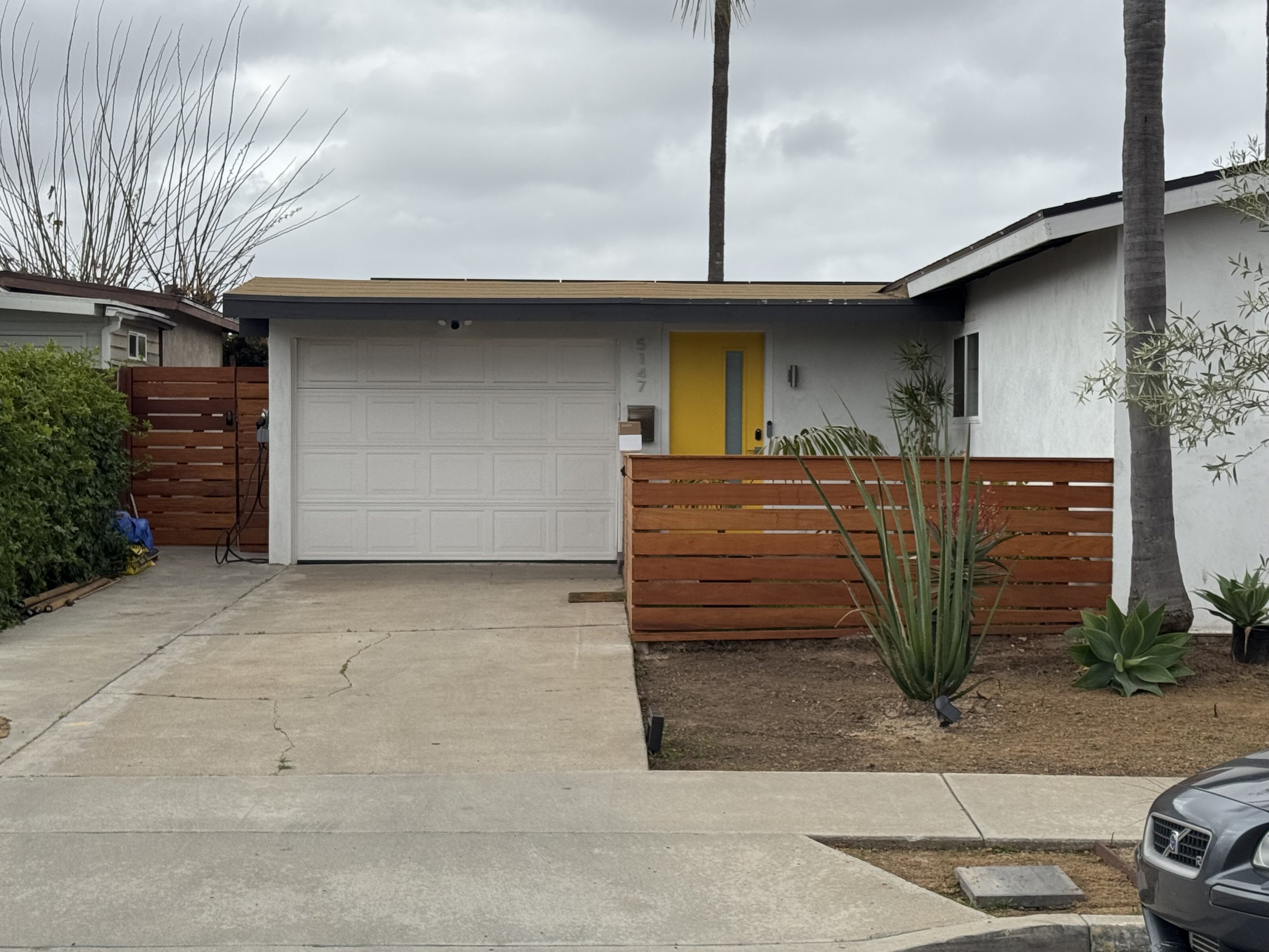 Garapa Hardwood - Fence & Gate - Penofin Stain