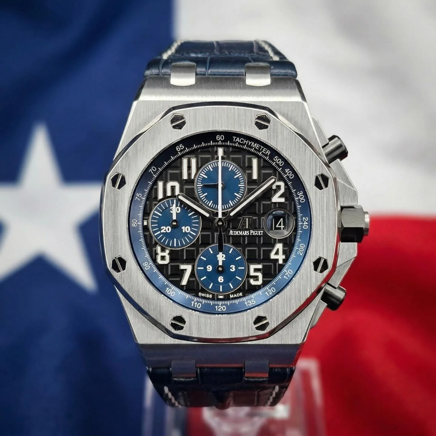 🤠⚙️ JUST IN &mdash; Texas Watch Exchange

Audemars Piguet Royal Oak Offshore Chronograph
Ref. 26470ST &mdash; Steel / Black &amp; Blue Dial
Year: 2020 | Full Complete Set ✅ | Extra AP Strap Included 🔵

The 26470ST is the definition of bold. Brushed