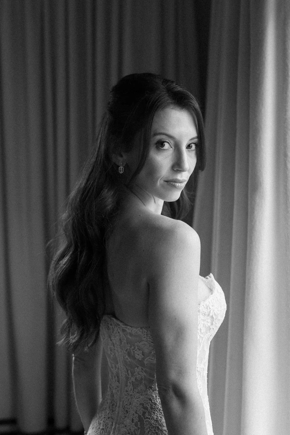 Aspen-jewish-wedding-at-hotel-jerome-devon-13.jpg