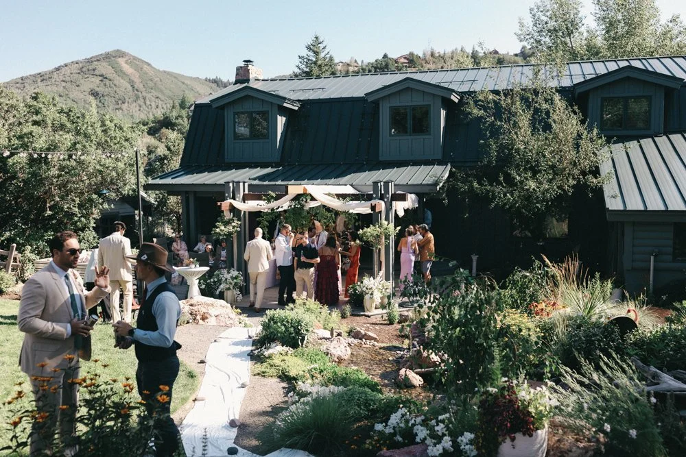 Park-city-backyard-wedding-tiffany-6.jpg