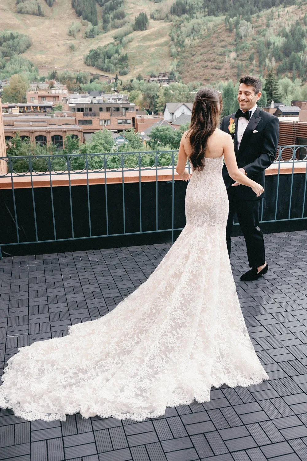 Aspen-jewish-wedding-at-hotel-jerome-devon-15.jpg