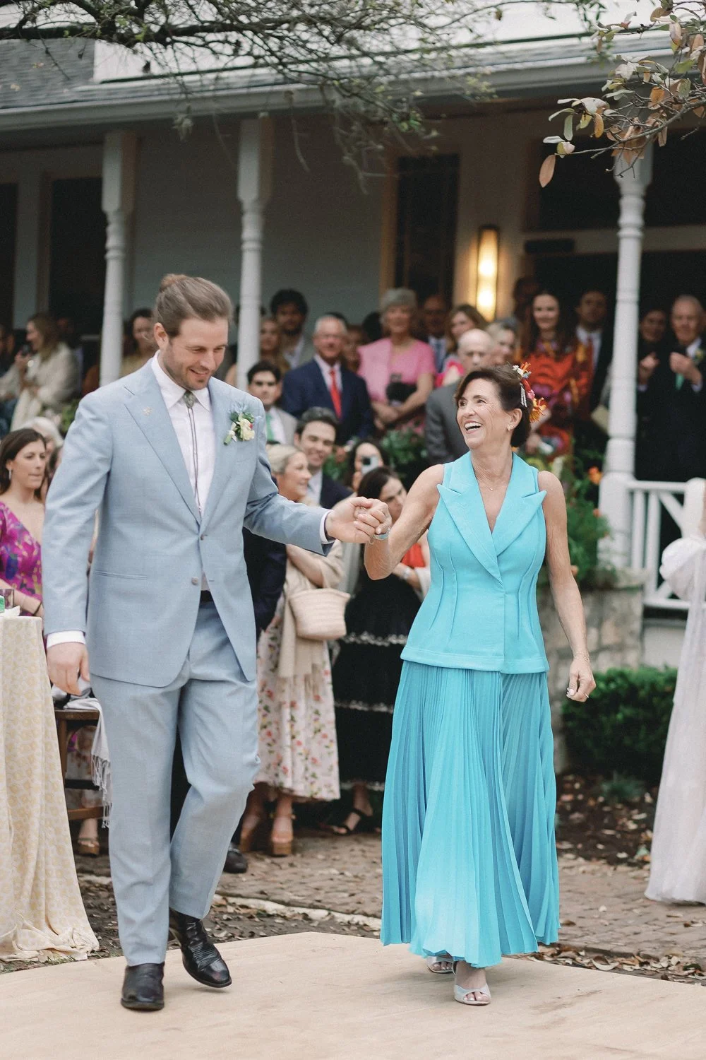 Emily-Riley-Austin-wedding-at-matties-with-pearl-events-73.jpg