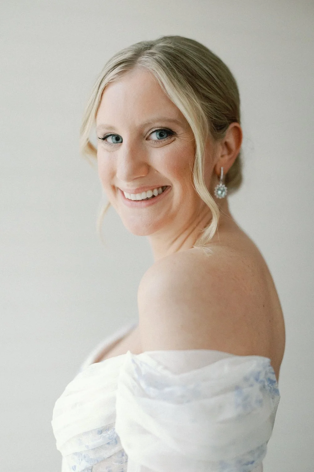 Emily-Riley-Austin-wedding-at-matties-with-pearl-events-31.jpg