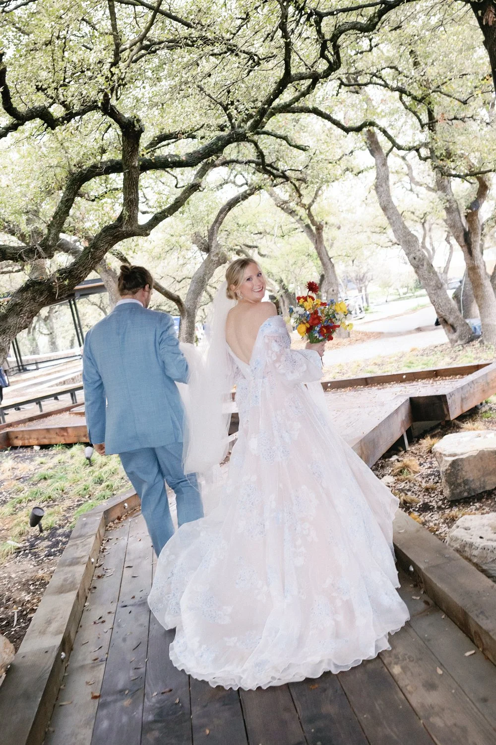 Emily-Riley-Austin-wedding-at-matties-with-pearl-events-60.jpg