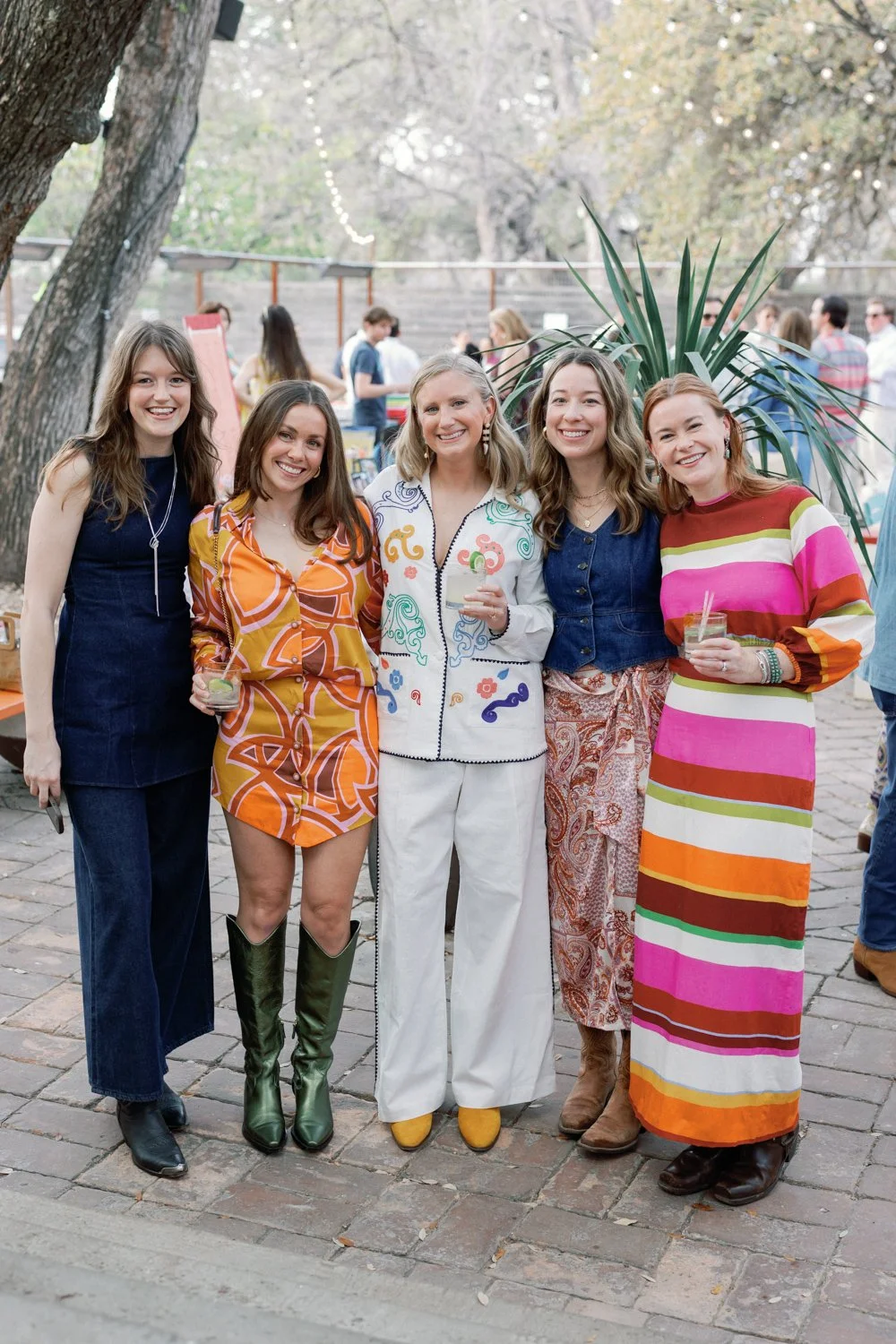 Emily-Riley-Austin-wedding-at-matties-with-pearl-events-6.jpg