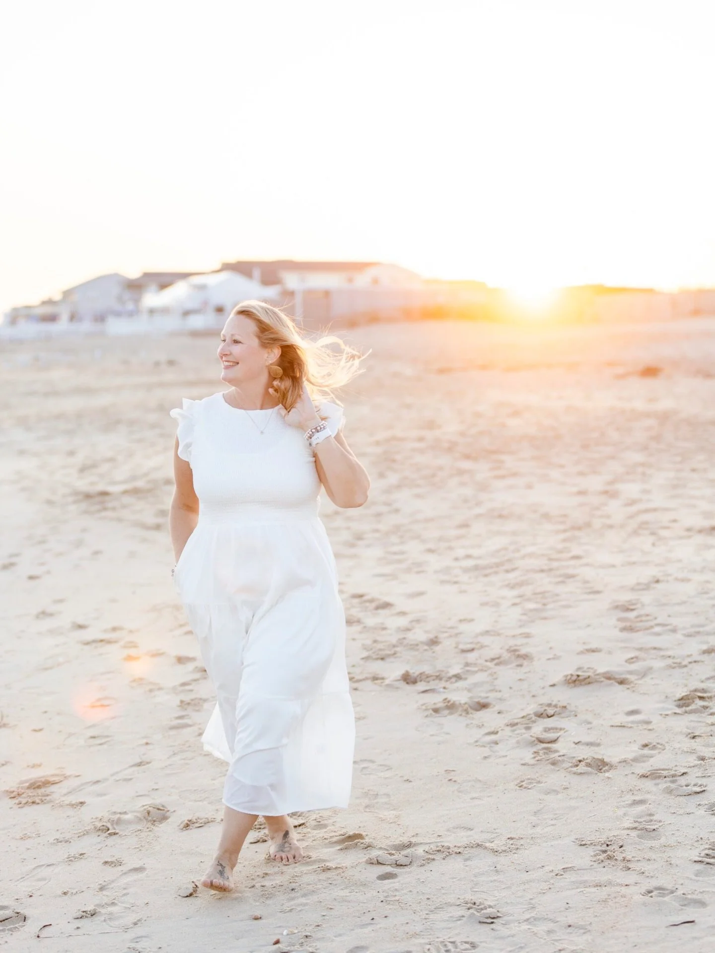 2025 was a big year for me in a variety of ways. Professionally I had such wonderfully kind couples and adventures with both new and returning clients. I captured love stories that filled my heart with joy, and my soul with gratitude. In an age where