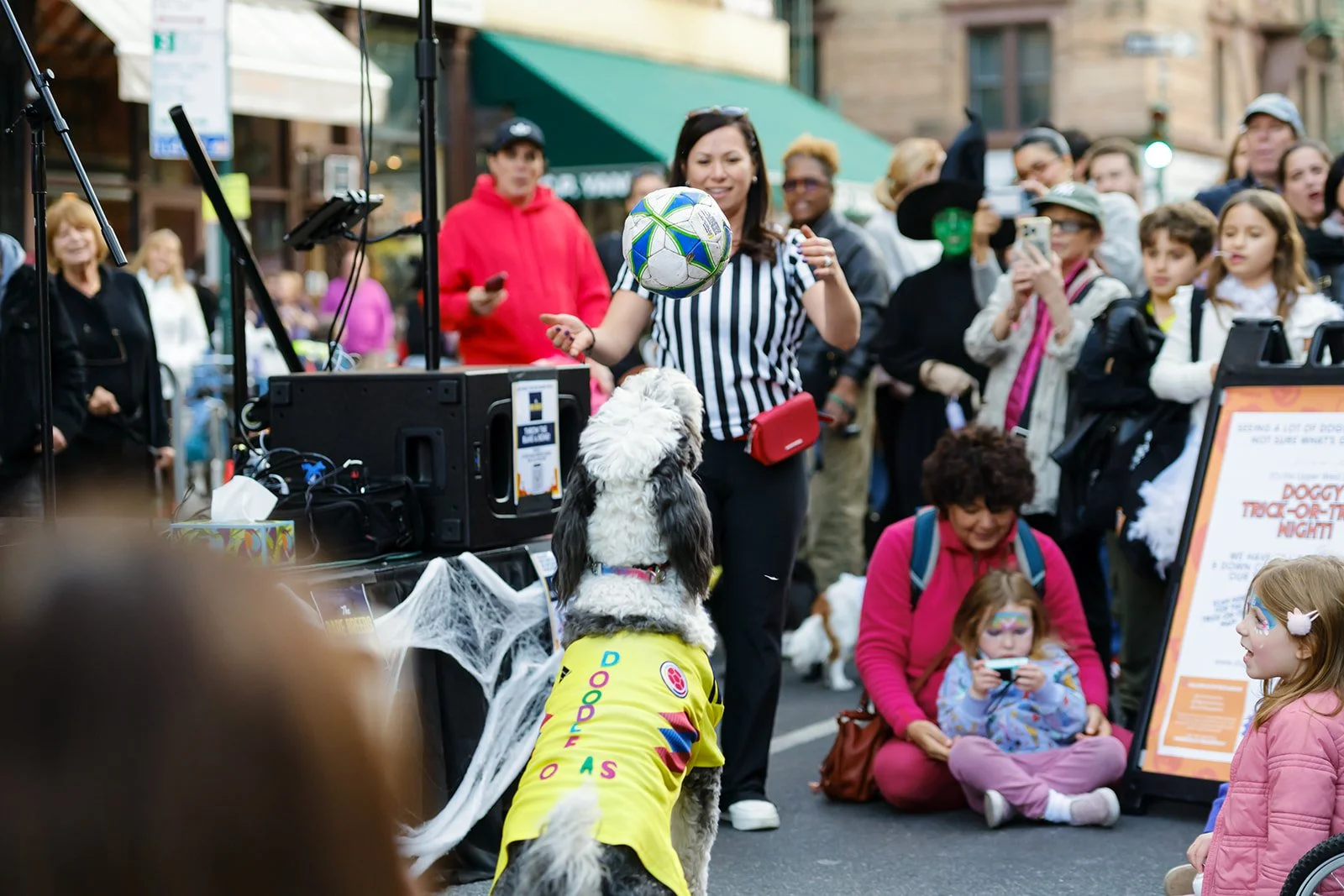 2025-10-26 DFPhoto Trick or Treat-147.jpg