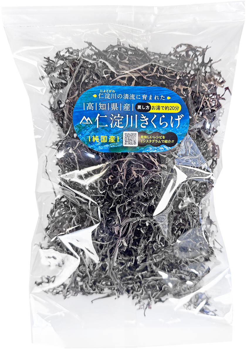 Dry seaweed in clear plastic packaging with Japanese label