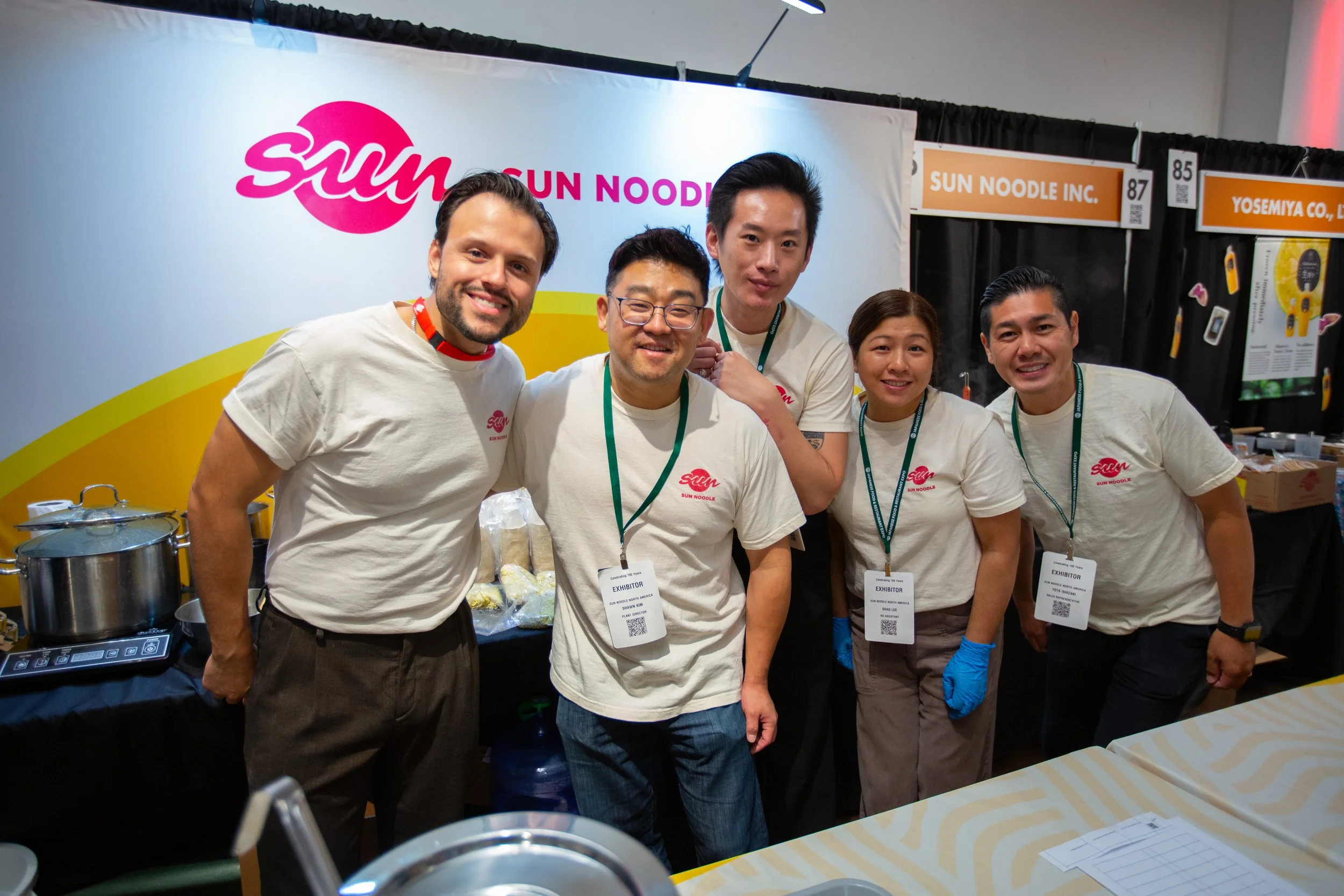 86-87_Sun Noodle.jpg