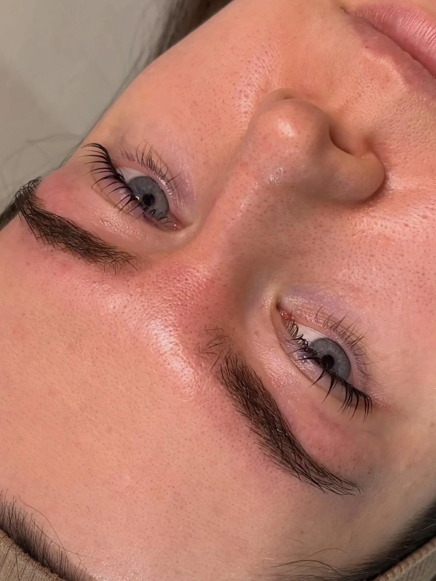 LOOK 👏🏻 AT 👏🏻 THAT 👏🏻 LIFT 👏🏻 😍😍😍 

Lash lift, tint &amp; brow wax, tint | &pound;35 

#browtechglasgow #lashesglasgow #dennistounbrows