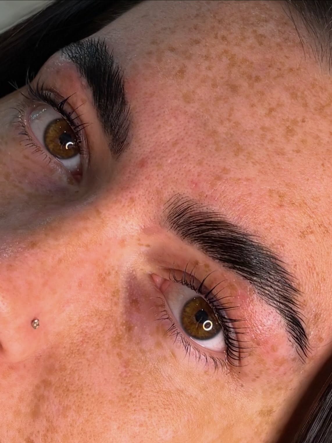 One of my fave brow laminations &amp; lash lifts from 2025!! Swipe for the before 😍 More transformations like this for 2026 please!!!🙏🏻💞 

#browlamination #lashlift #browtechglasgow #glasgowbrows #glasgowlashes