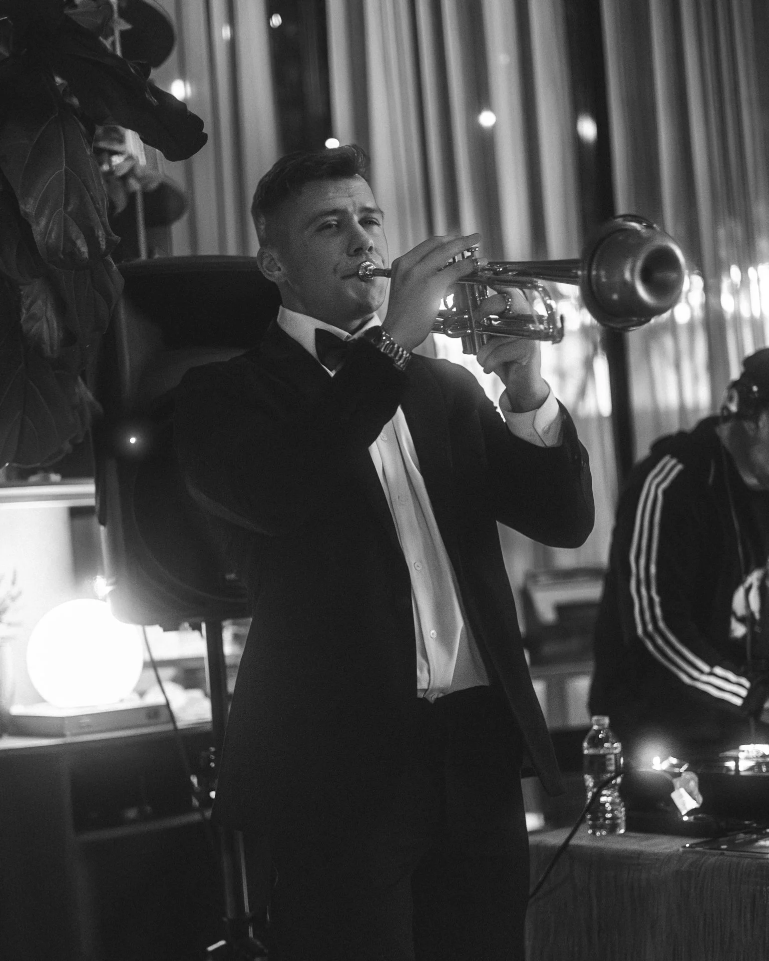 SF & FRIENDS 112225_-19.jpg