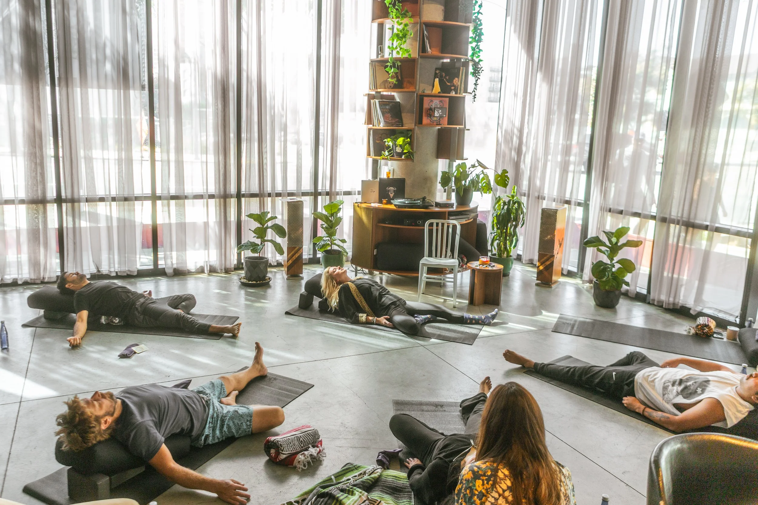 Sneaky Fox Records_101225_31.jpg