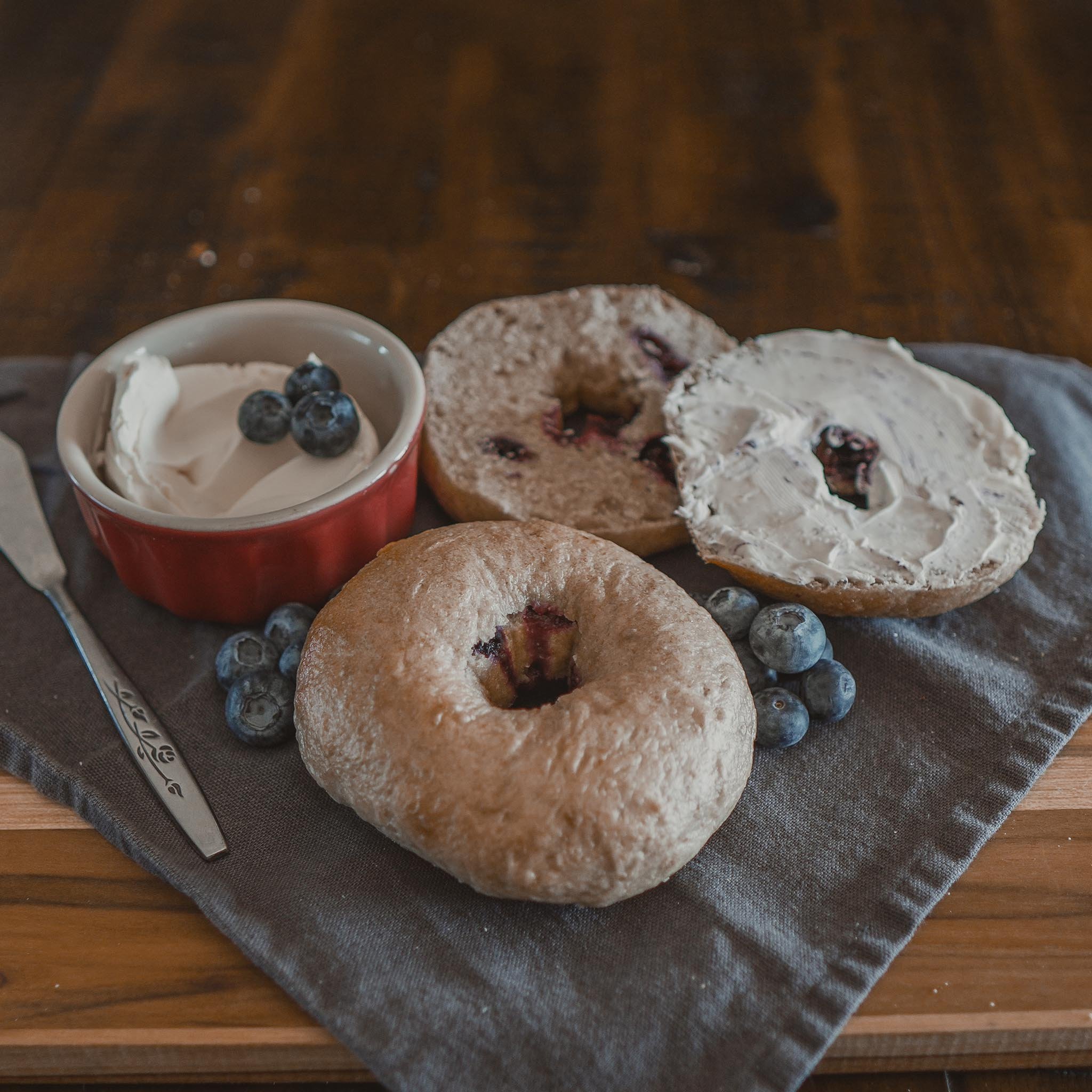 Organic Blueberry Sourdough Bagels 8 Pack