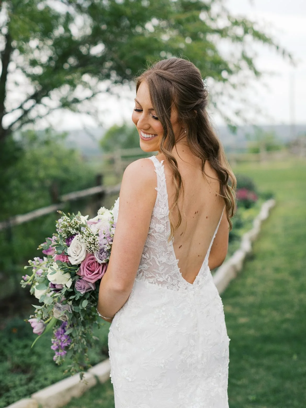 From this day forward, we choose joy and each other. 💐 #dfw #texasweddings #texasbrides #weddingday #bridemakeuplook #bridemaidshair #bridehair #texasweddingvenue  Photography: @nateandgracephotography  Venue: @doveridgevineyardtx  Coordinator: @pau