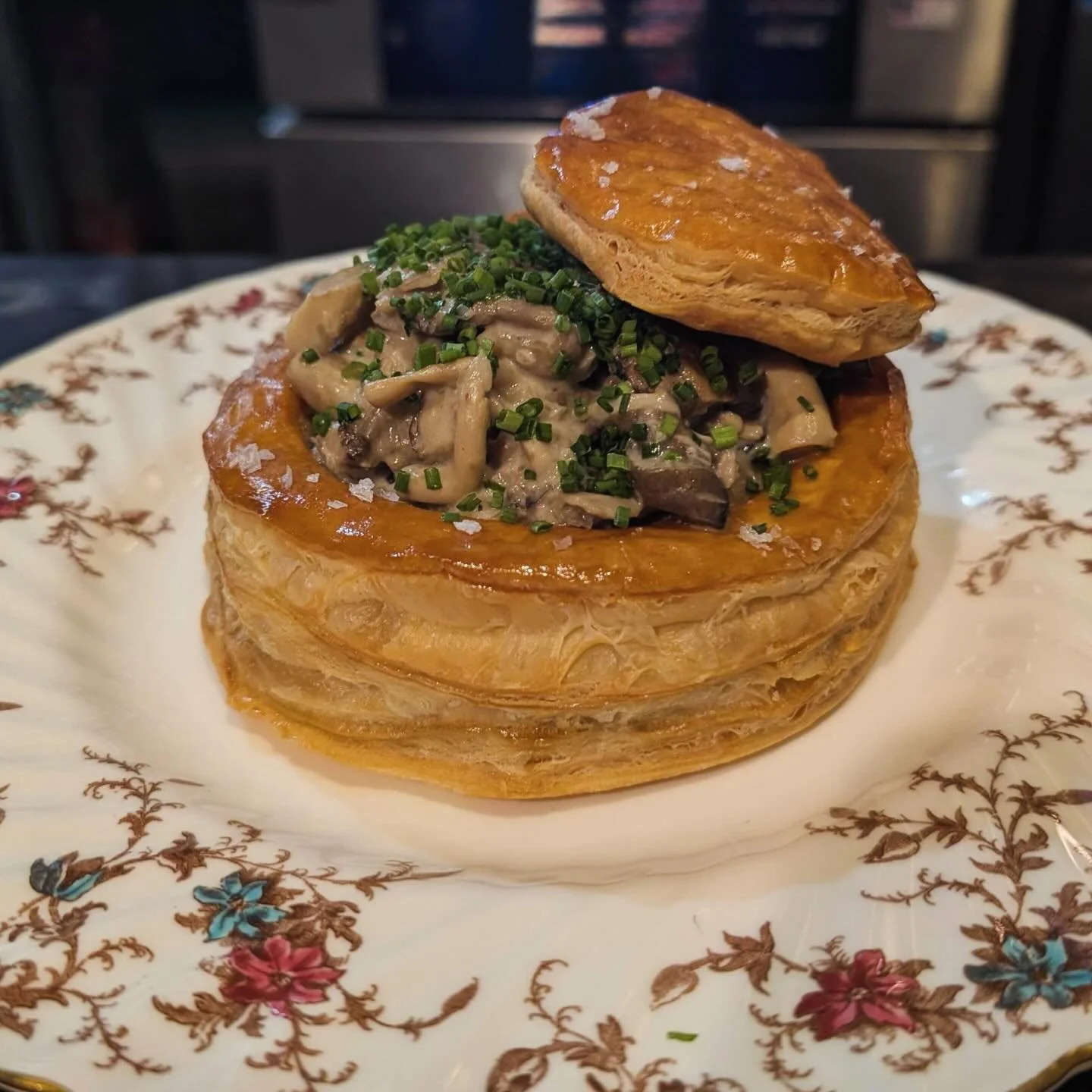 An abundance of beautiful mushrooms led to a showstopping dish -> Mushroom Vol-au-vent made with @ozark_forest_mushrooms_ &agrave; la cr&egrave;me, puff pastry, and chives. This week&rsquo;s market special from @nicksteidleland  Don&rsquo;t miss i