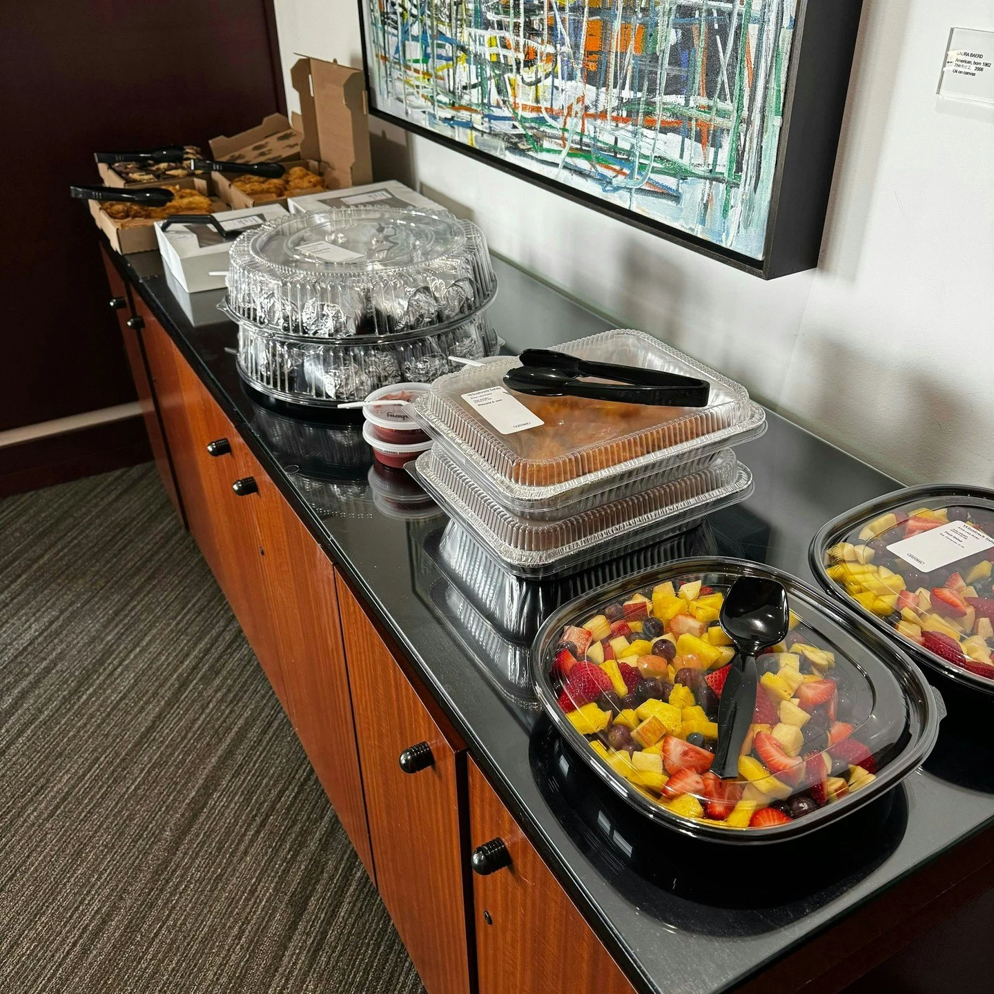 Need lunch for a crowd?  Winslow's Table delivers, and we can even help you with the set up!  Order through the link in our bio.