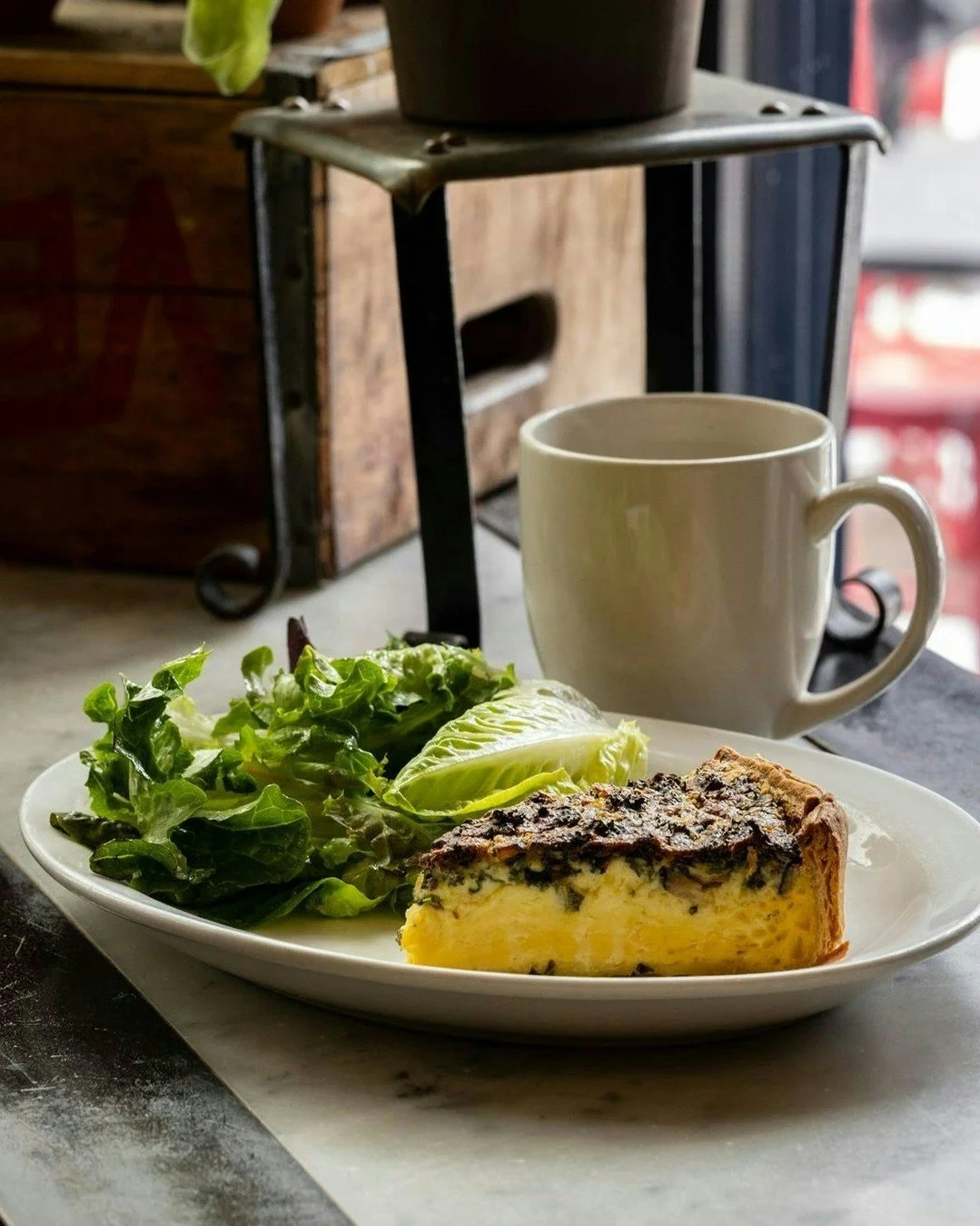 Good food tastes even better with rewards. 😋🍽️

We love our Loyalty Rewards Members! Earn points with every purchase&mdash;and get 2X points on in-restaurant visits every Tuesday. Then redeem your points for cash rewards toward your next craving.

