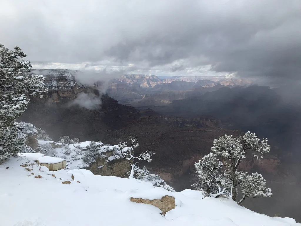 grand-canyon-snow-day_25933832078_l.jpg
