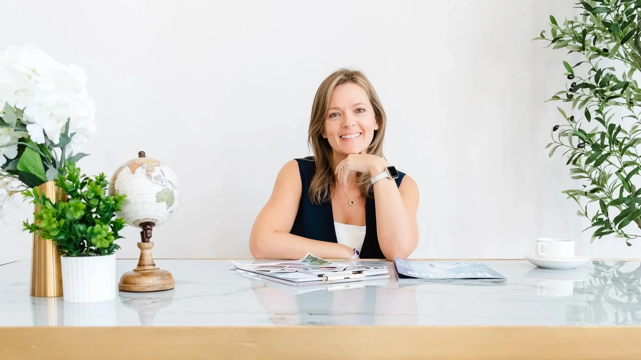 Ciara Read, luxury travel advisor and founder of Salt + Serenity Travel, planning custom trips to Hawaii, the South Pacific, and upscale beach destinations.