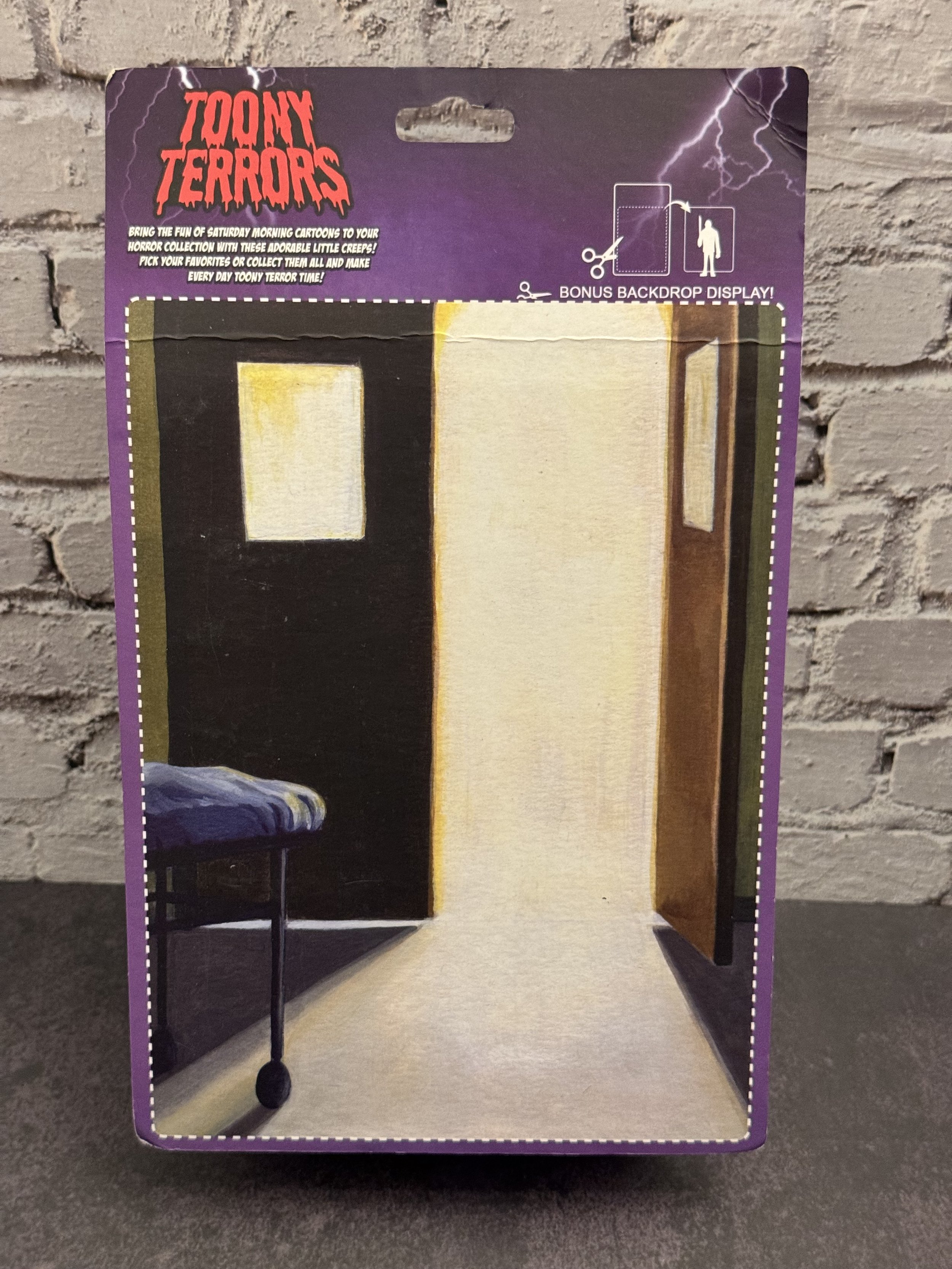 NECA Toony Terrors - Michael Myers (Hospital Door) new in box good condition