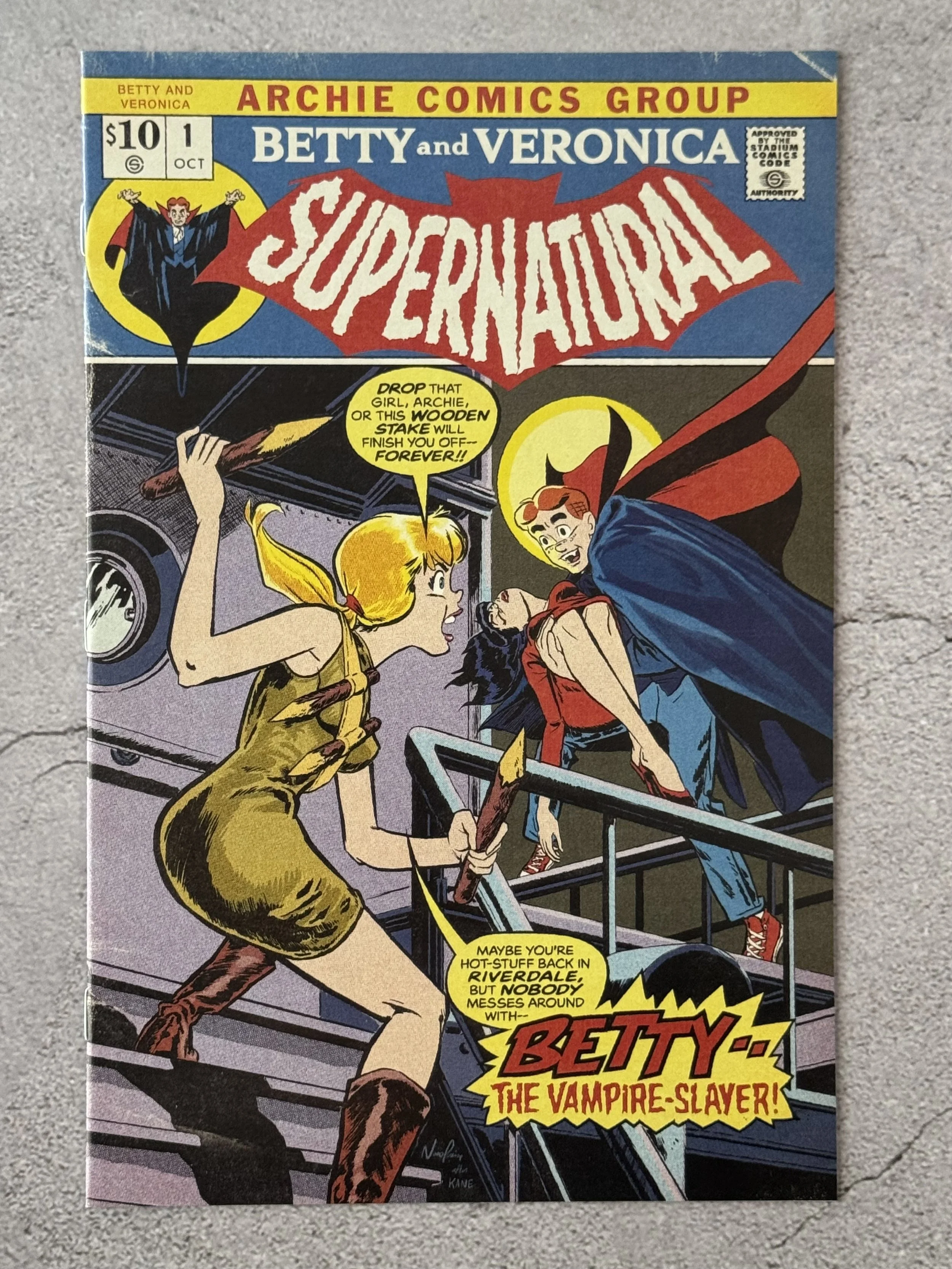 Betty and Veronica Friends Forever Supernatural Stories #1STADIUM 2019 Tomb of Dracula Homage