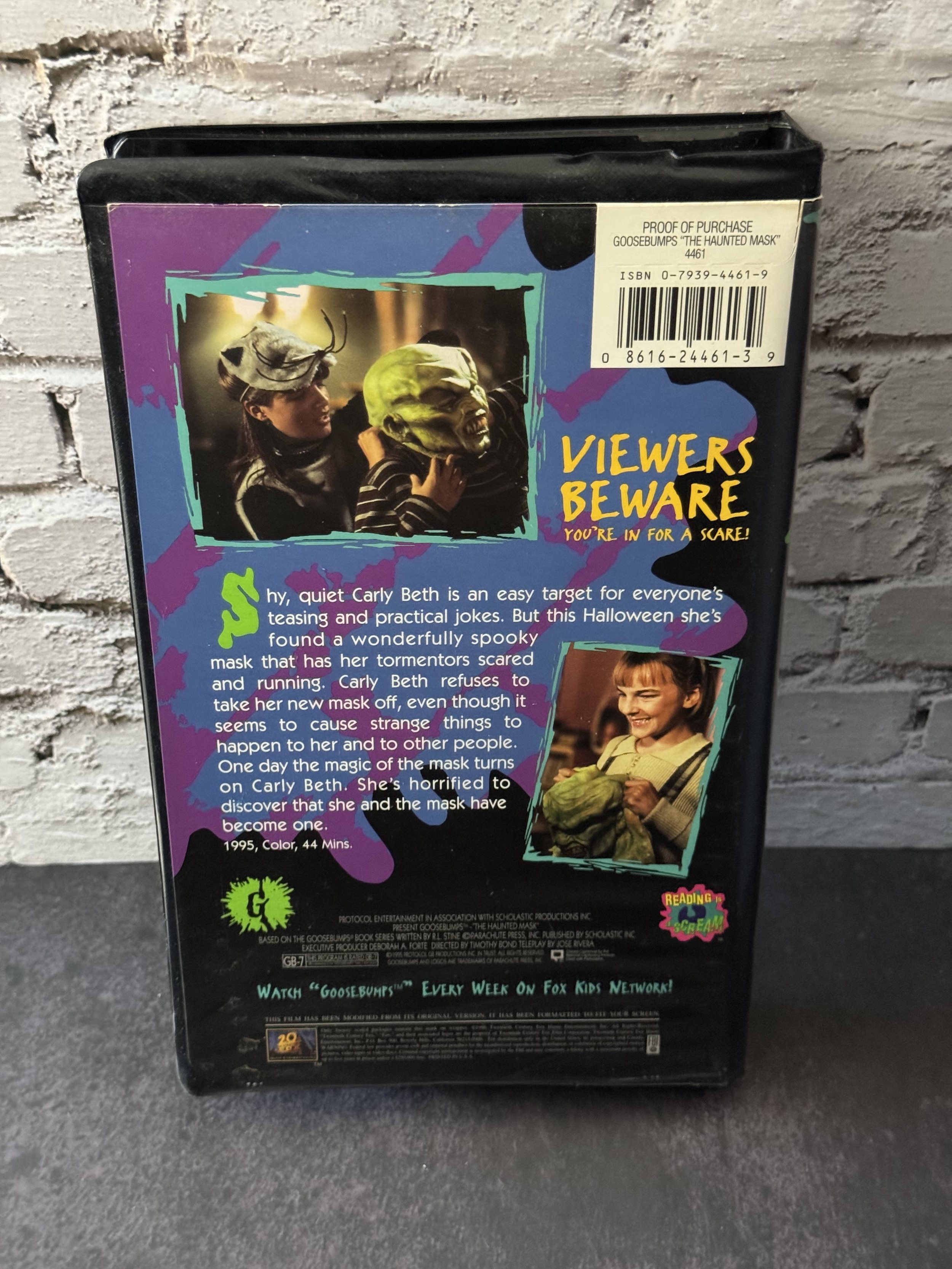 Goosebumps VHS - The Haunted Mask clamshell used tested good condition