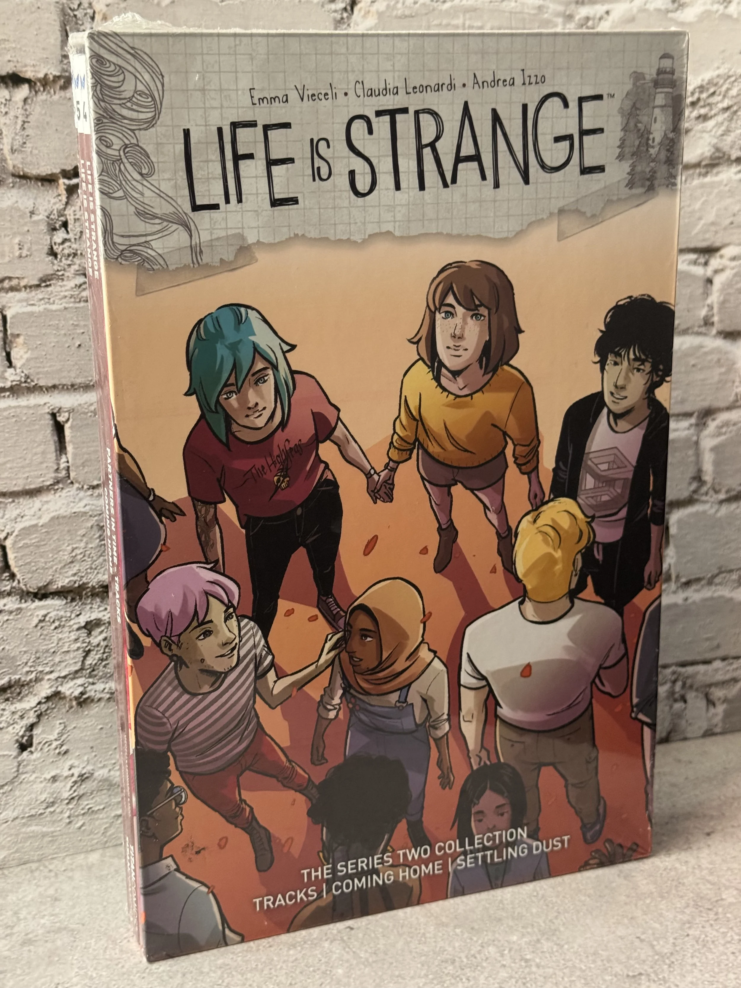 Life is Strange: 4-6 Boxed Set by Emma Vieceli (English) Paperback Book
