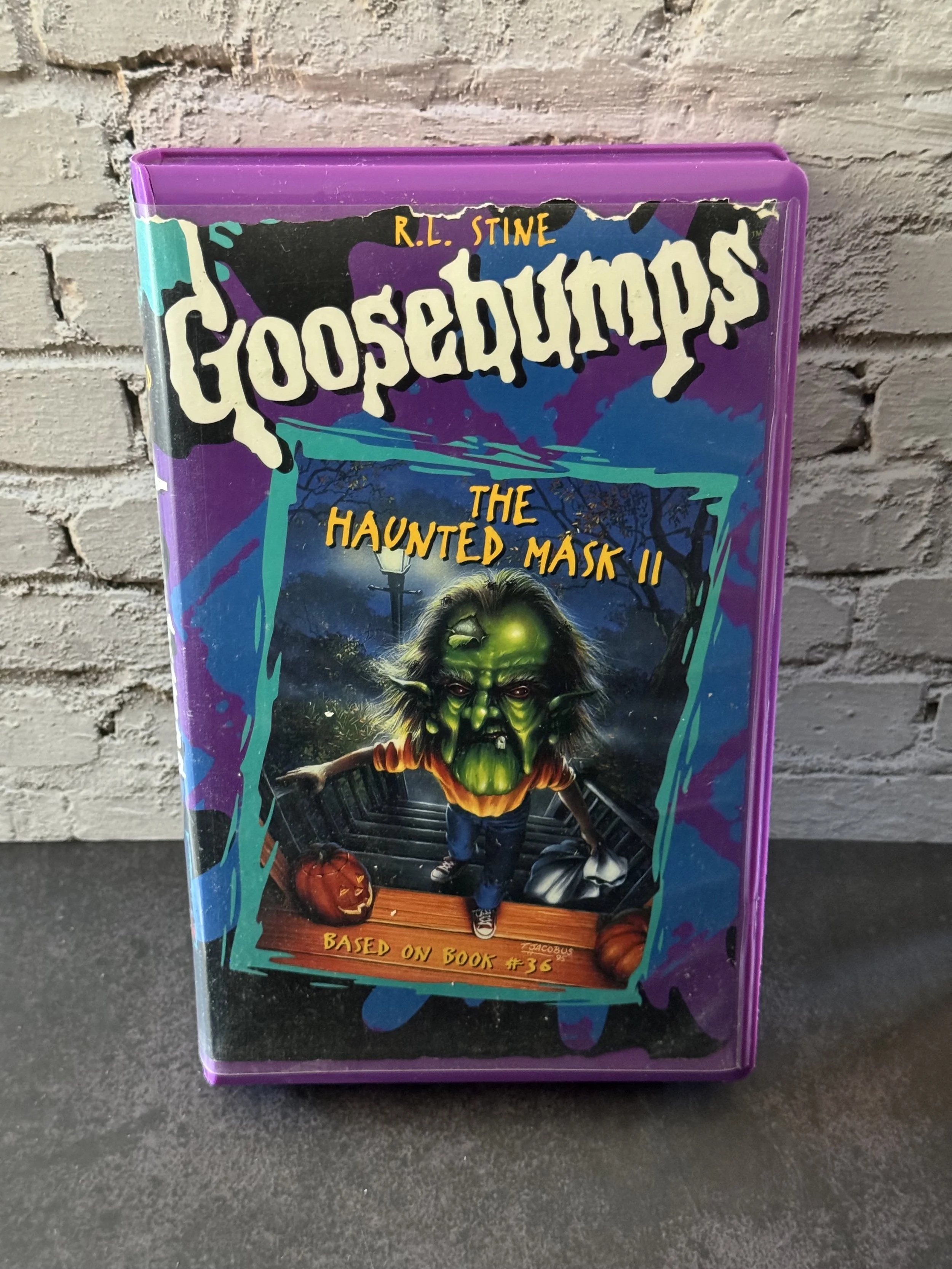 Goosebumps VHS - The Haunted Mask II clamshell used tested good condition