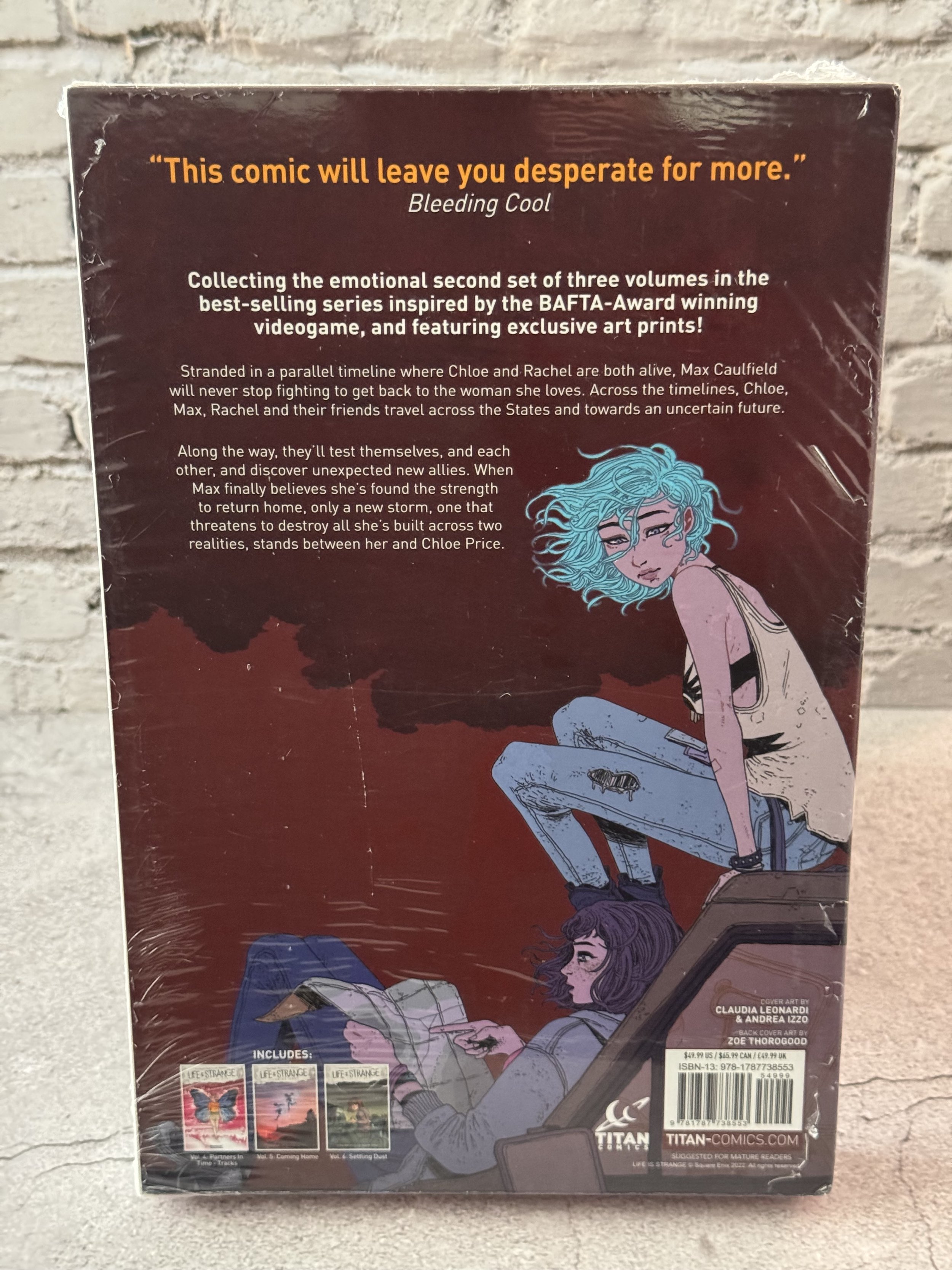 Life is Strange: 4-6 Graphic Novel - Slipcase Set by Emma Vieceli (English) Paperback Books