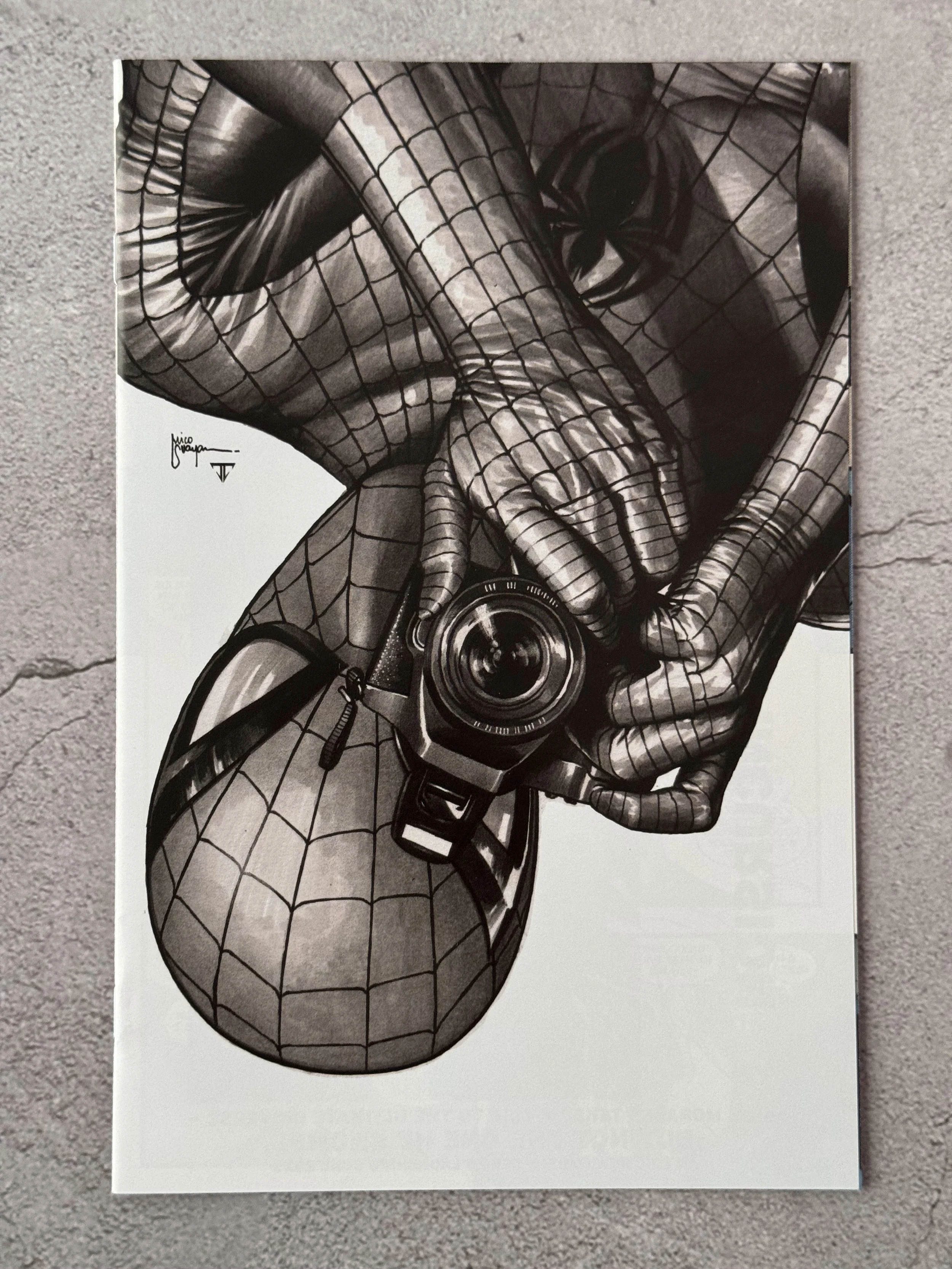 Amazing Spider-Man 1 - B&W C2E2 Secret Drop - Mico Suayan