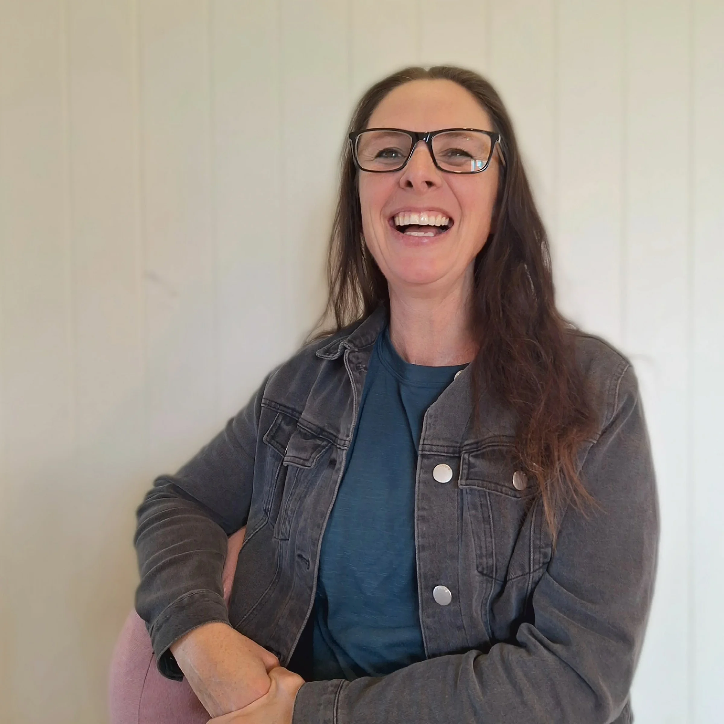 Bec Combs Gestalt therapist and psychoanalyst profile picture