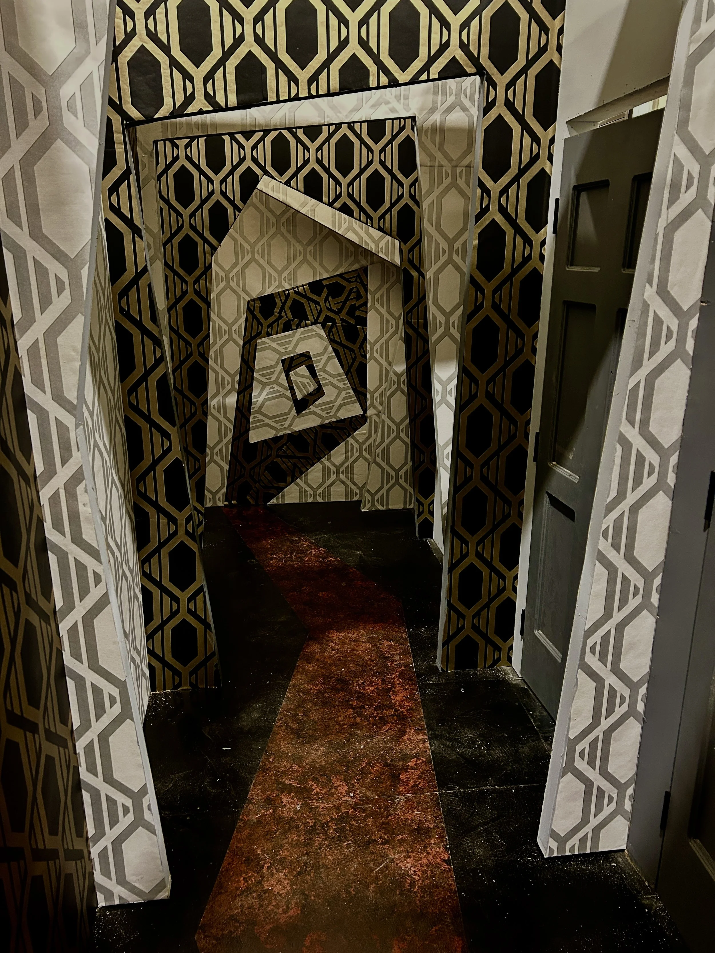 Last apple hallway.jpg
