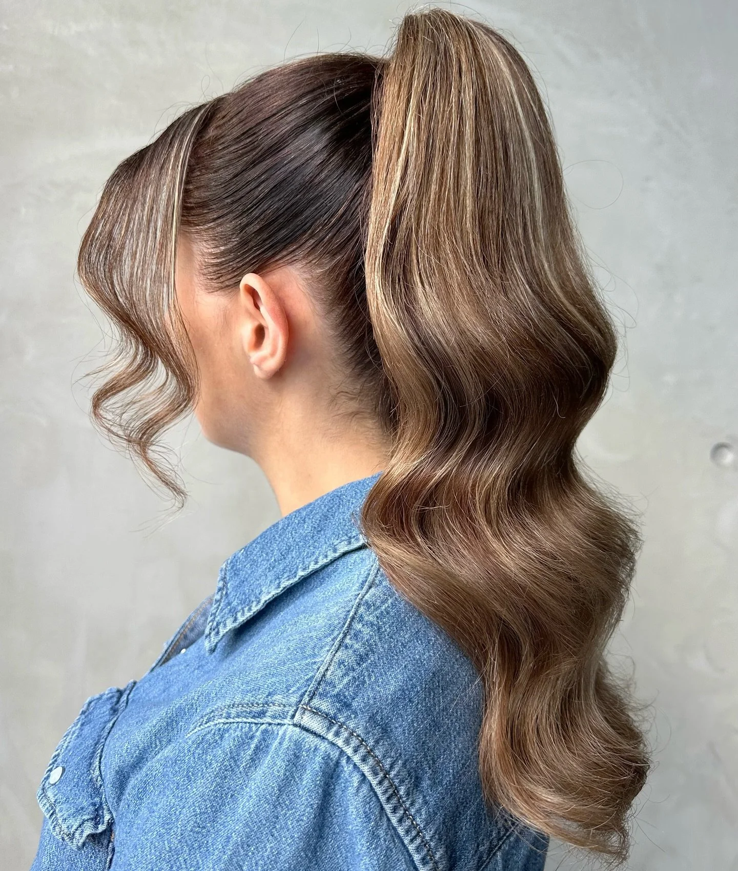 The kind of sleek that lasts all night 🤎

Book for your next Event Style online through the link in our bio.