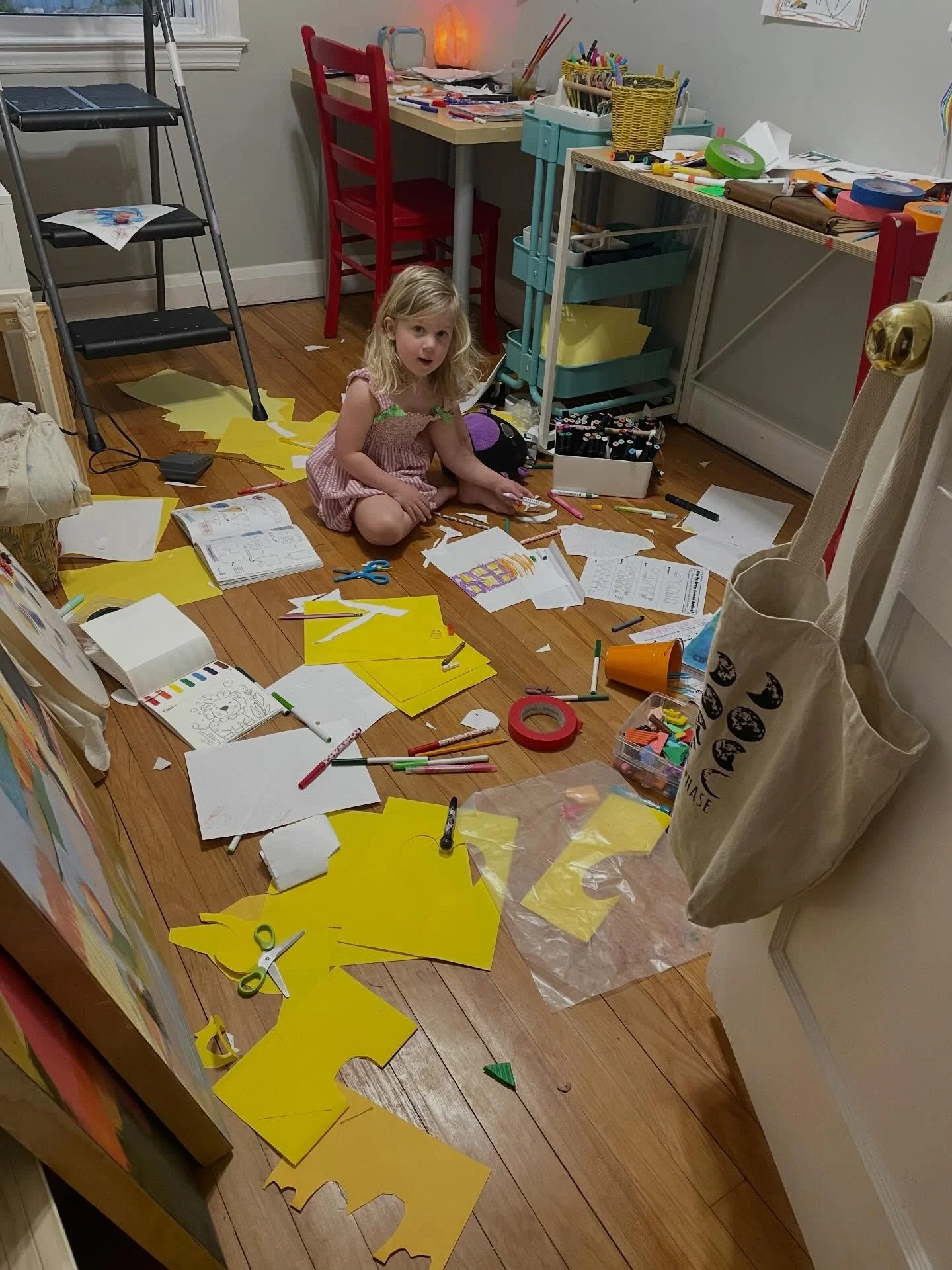 If anyone&rsquo;s been wondering what it&rsquo;s like to share a studio with a 7 and 4 year old&hellip;this should clear things up for you 😂 pretty hard to get work done on the mural when you can&rsquo;t walk in the room! 🤦🏼&zwj;♀️🎨🥰