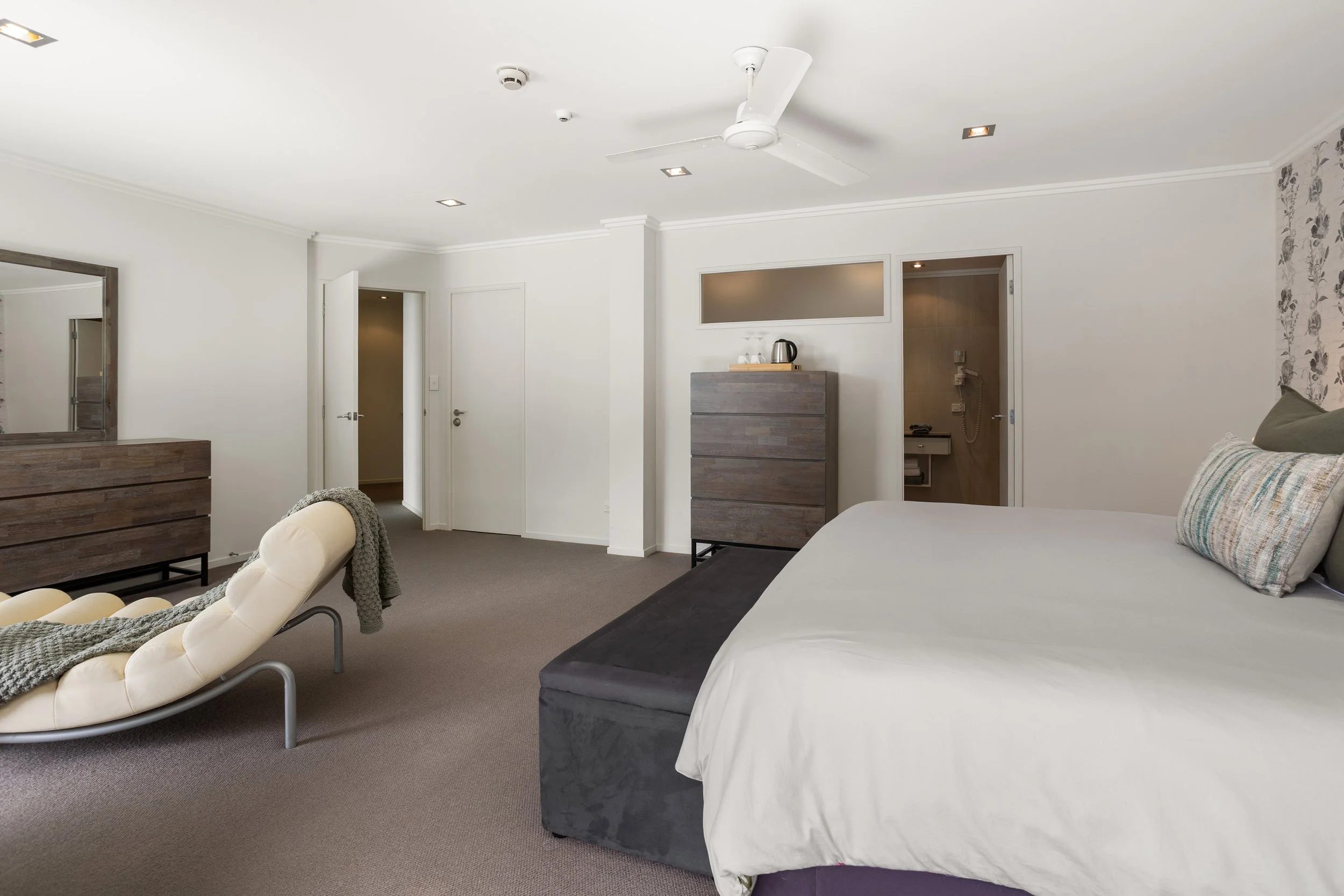 Marina Suite Bedroom.jpg