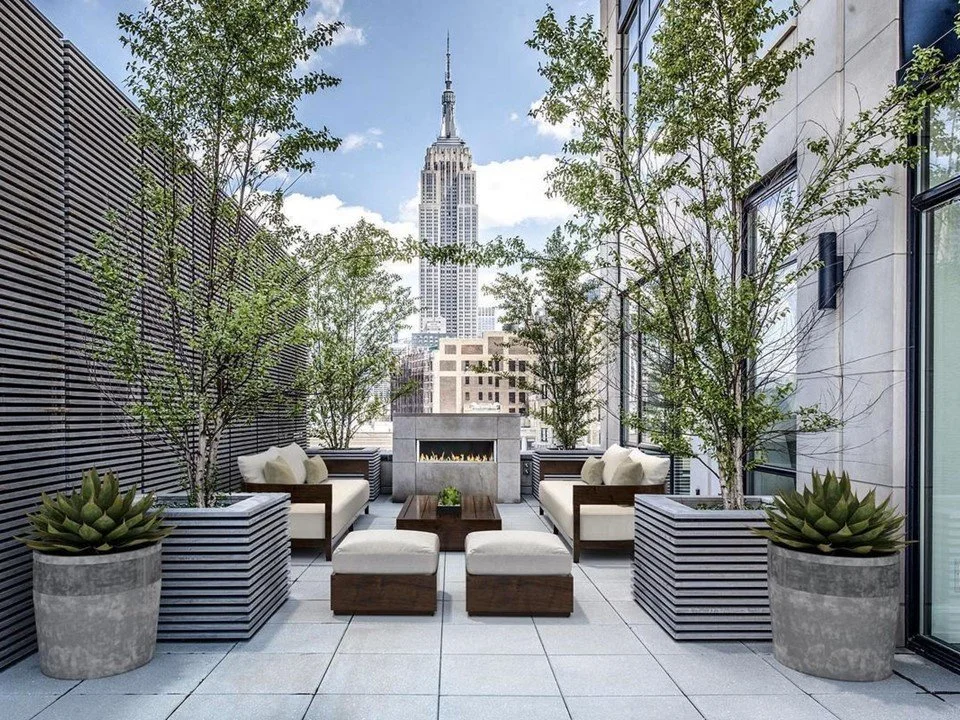 10 Madison Square West