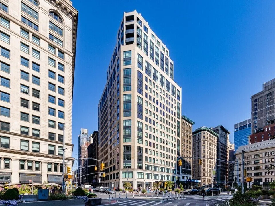 10 Madison Square West